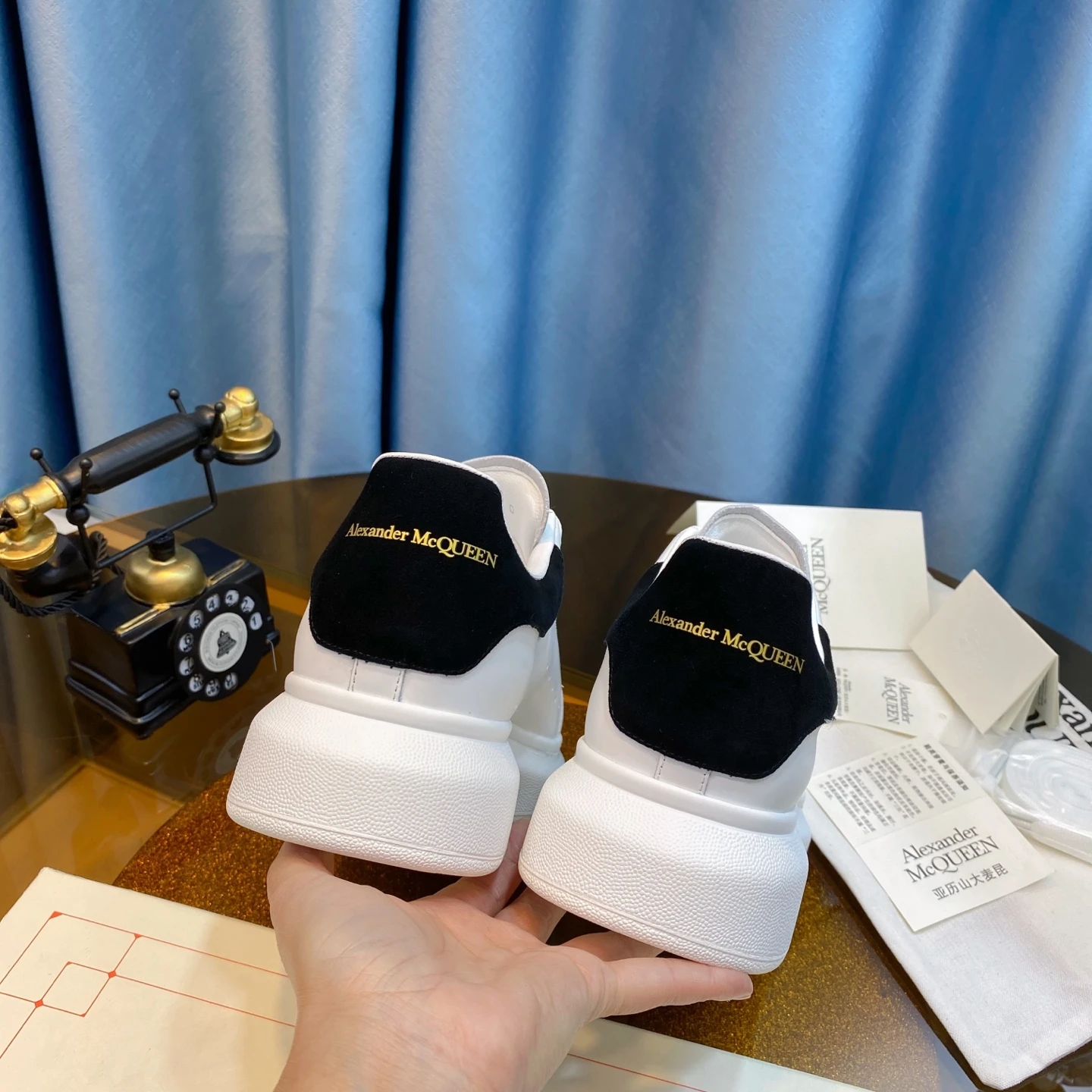 Alexander McQueen Sneakers — a4ffd3bf