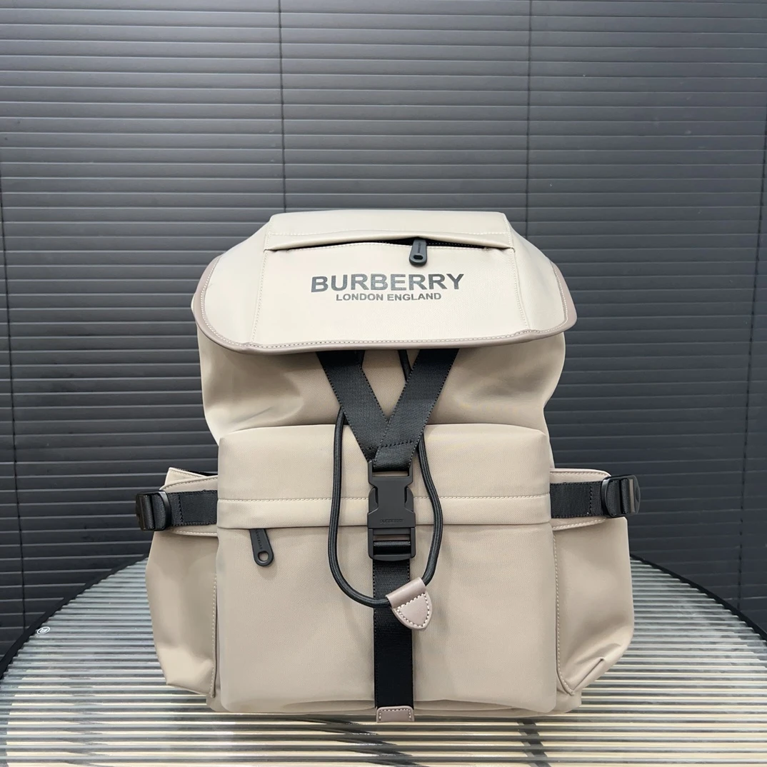 Burberry Bag — 413e6ade