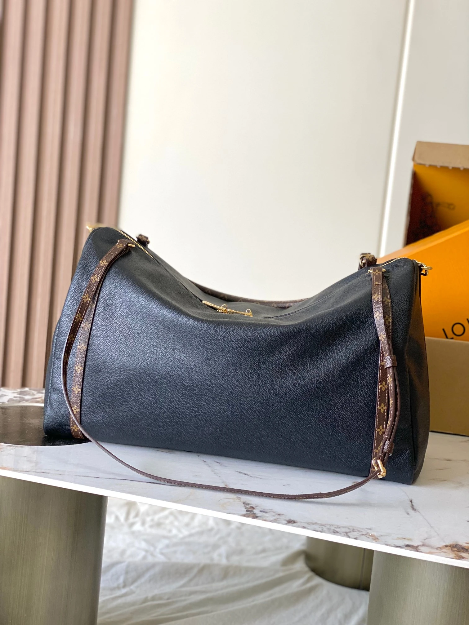 Louis Vuitton Bag — 734ef25b