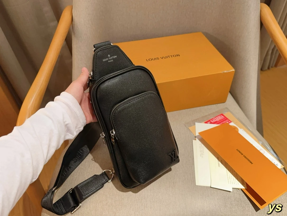 Louis Vuitton Bag — ce58f2d1