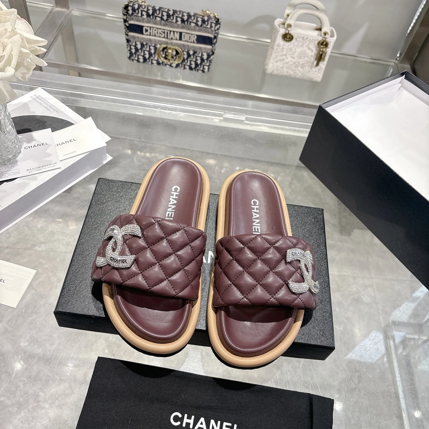 Chanel Slippers — 5afa0009