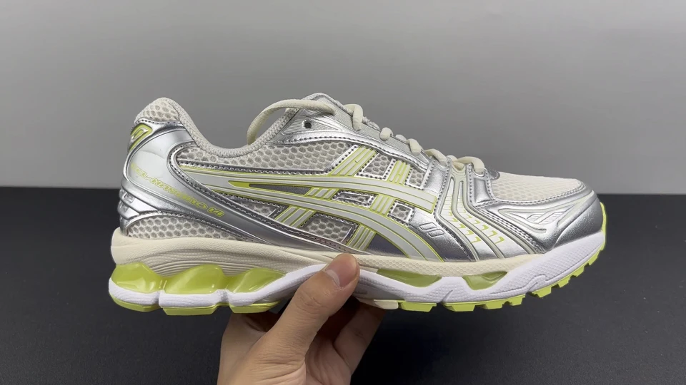 Asics Shoes — a3a09431