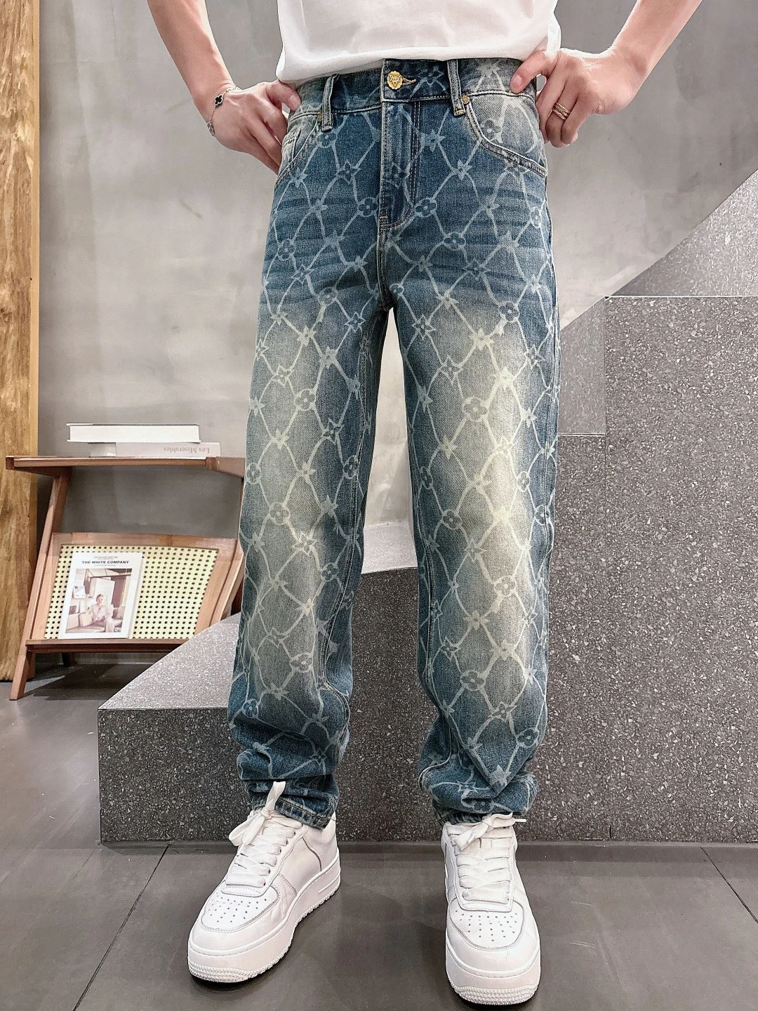 Louis Vuitton Jeans — 42521ab5
