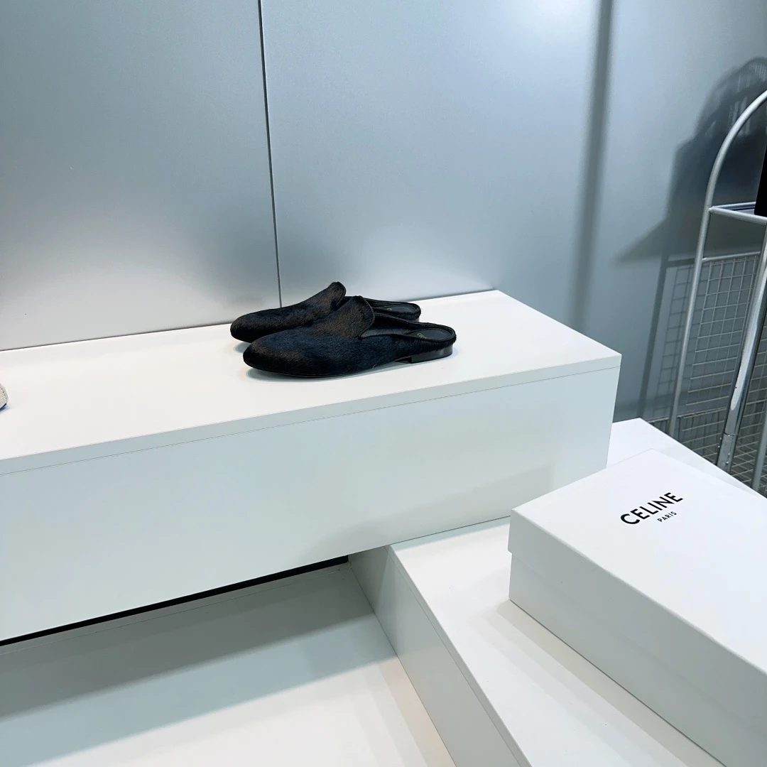 Celine Loafers — 5c1051ba