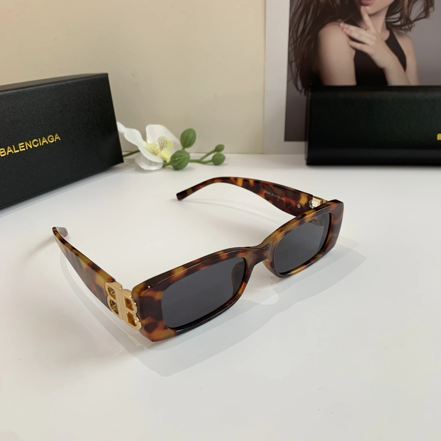 Balenciaga Eyewear — 489b58d3