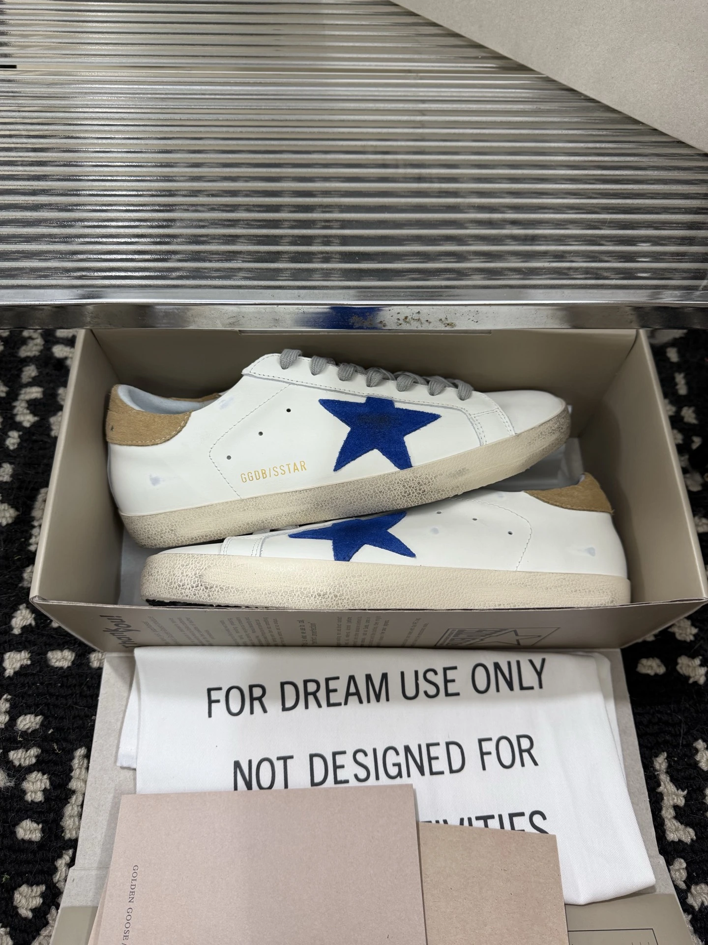 Golden Goose Sneakers — dc1b3d57