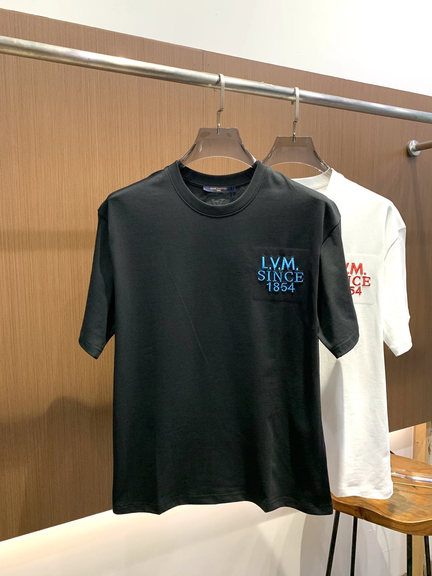 Louis Vuitton T-Shirt — 07c8e551