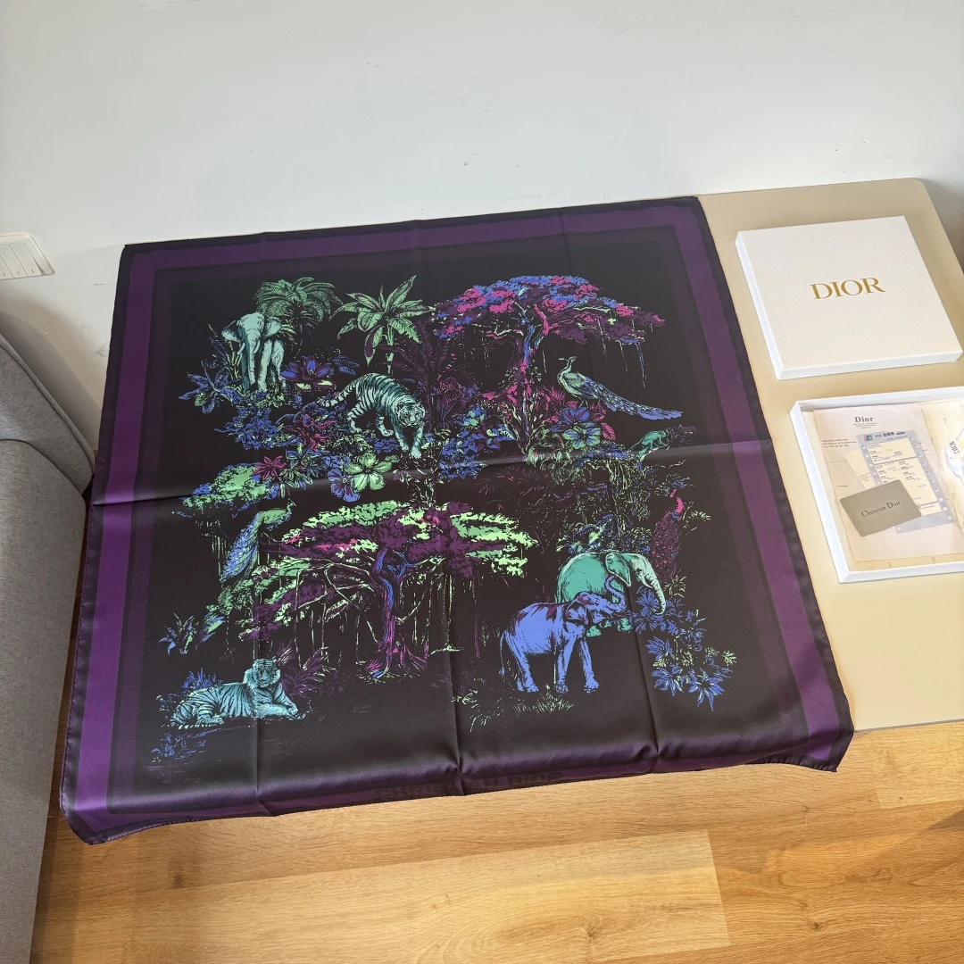 Dior Scarves — acd73fdf