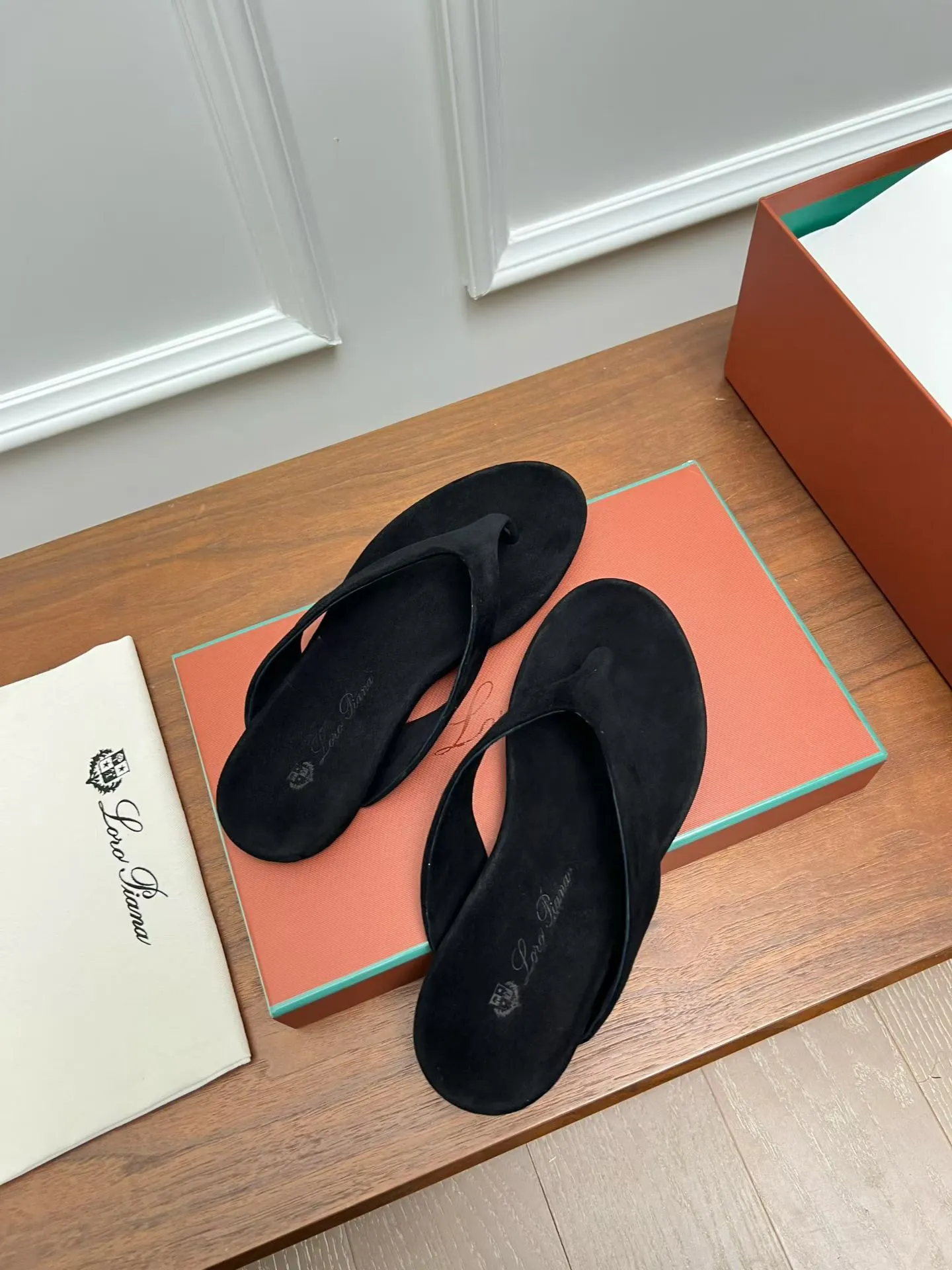 Loro Piana Slippers — 93a0cebe
