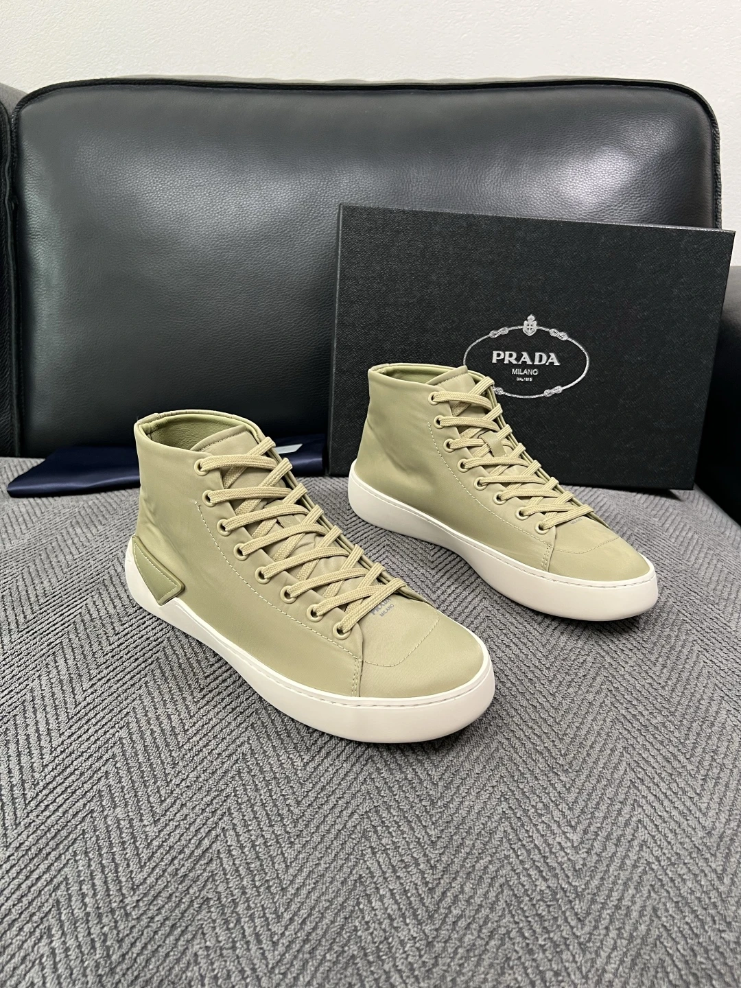 Prada Boots — 9e9d0526