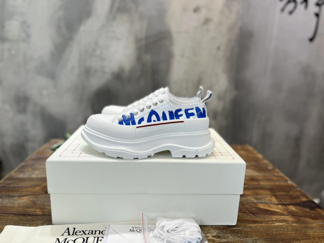 Alexander McQueen Sneakers — 83570dd9