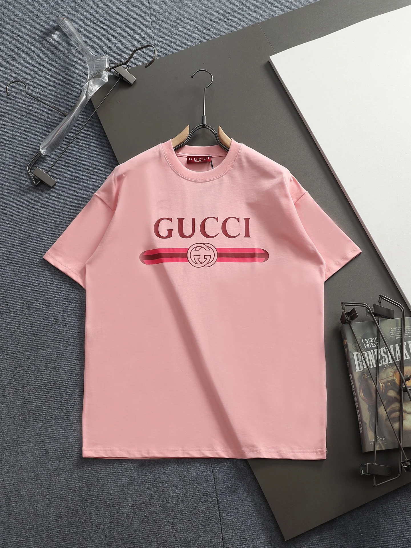 Gucci T-Shirt — 954db4b7
