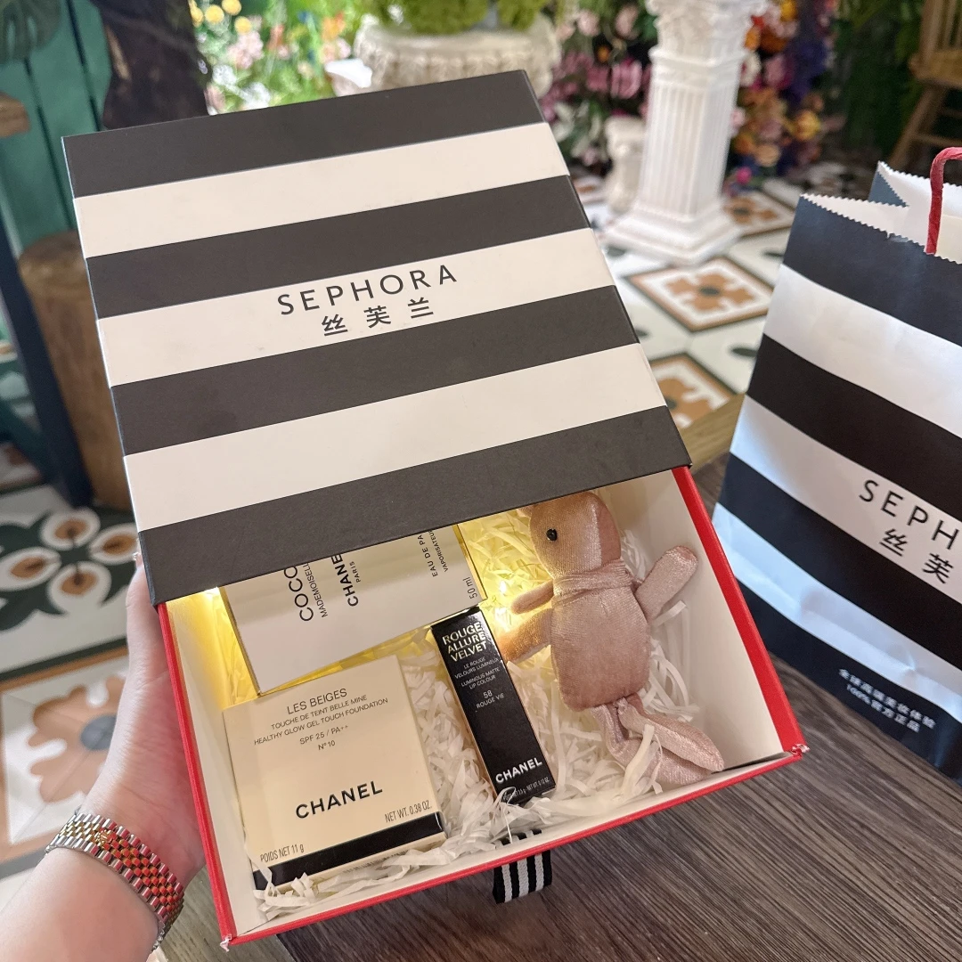 Chanel Fragrance — 3913bb1b