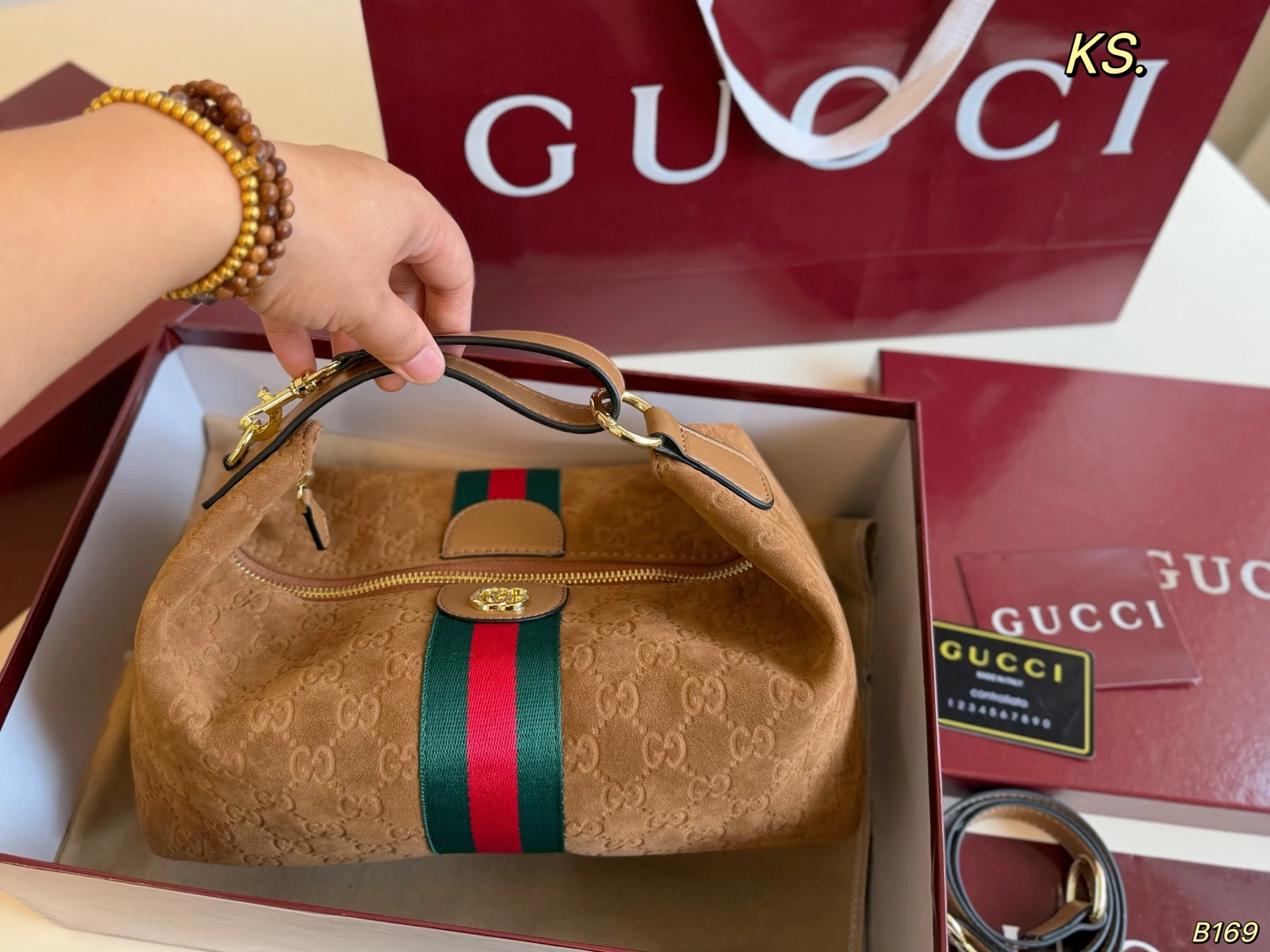 Gucci Bag — 9882ff9e