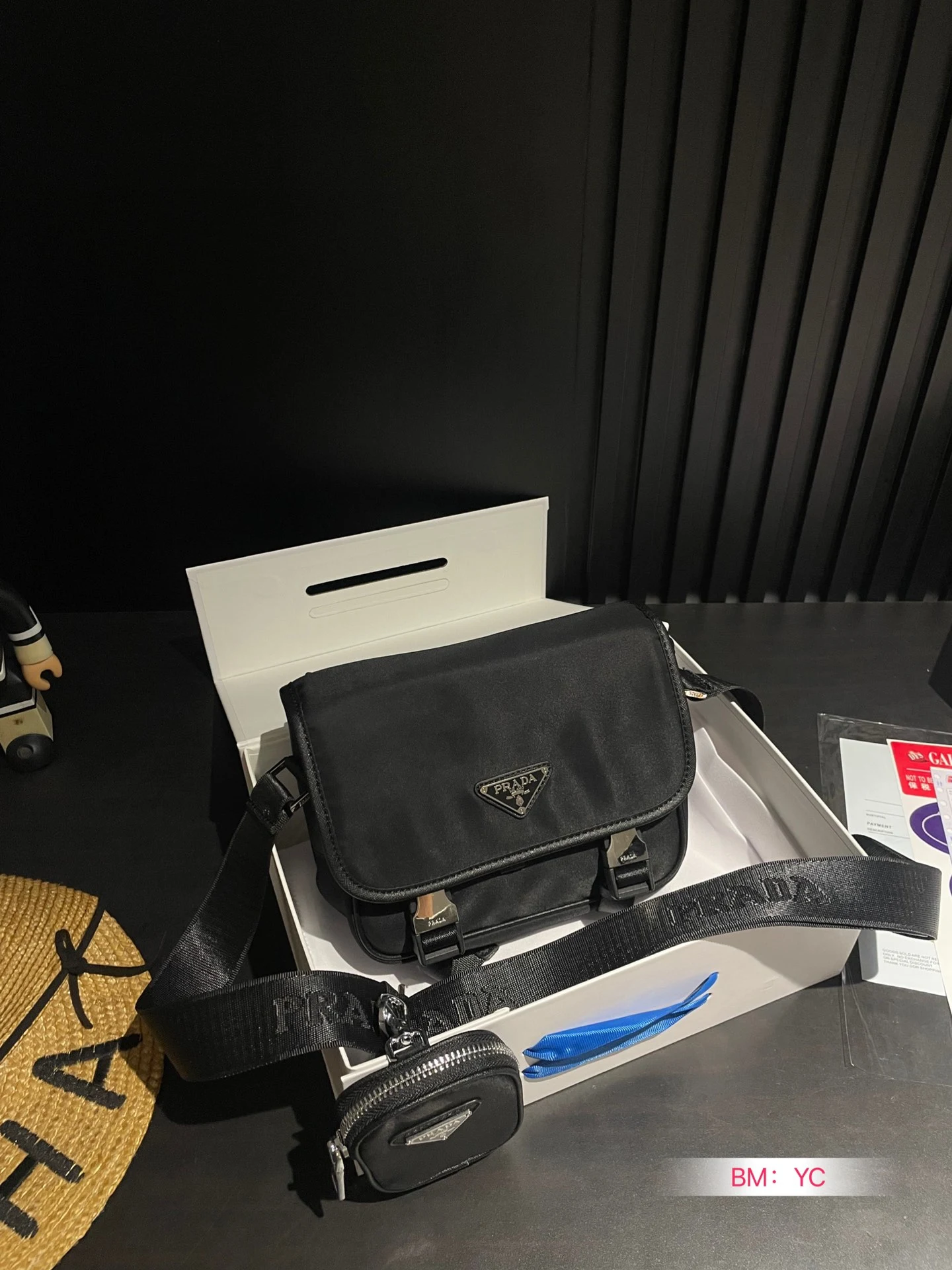 Prada Bag — e940c99f