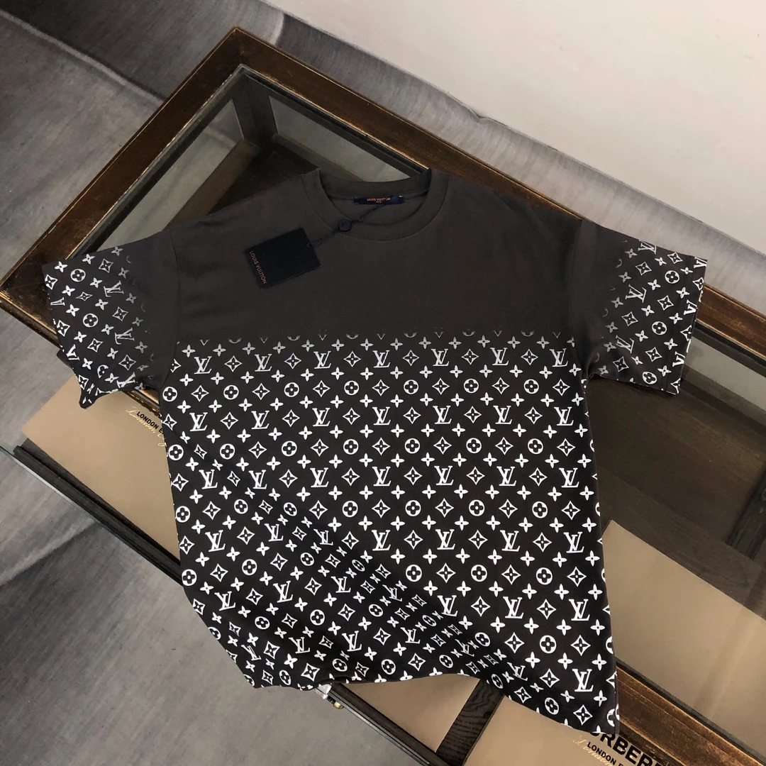 Louis Vuitton T-Shirt — 3ca15854