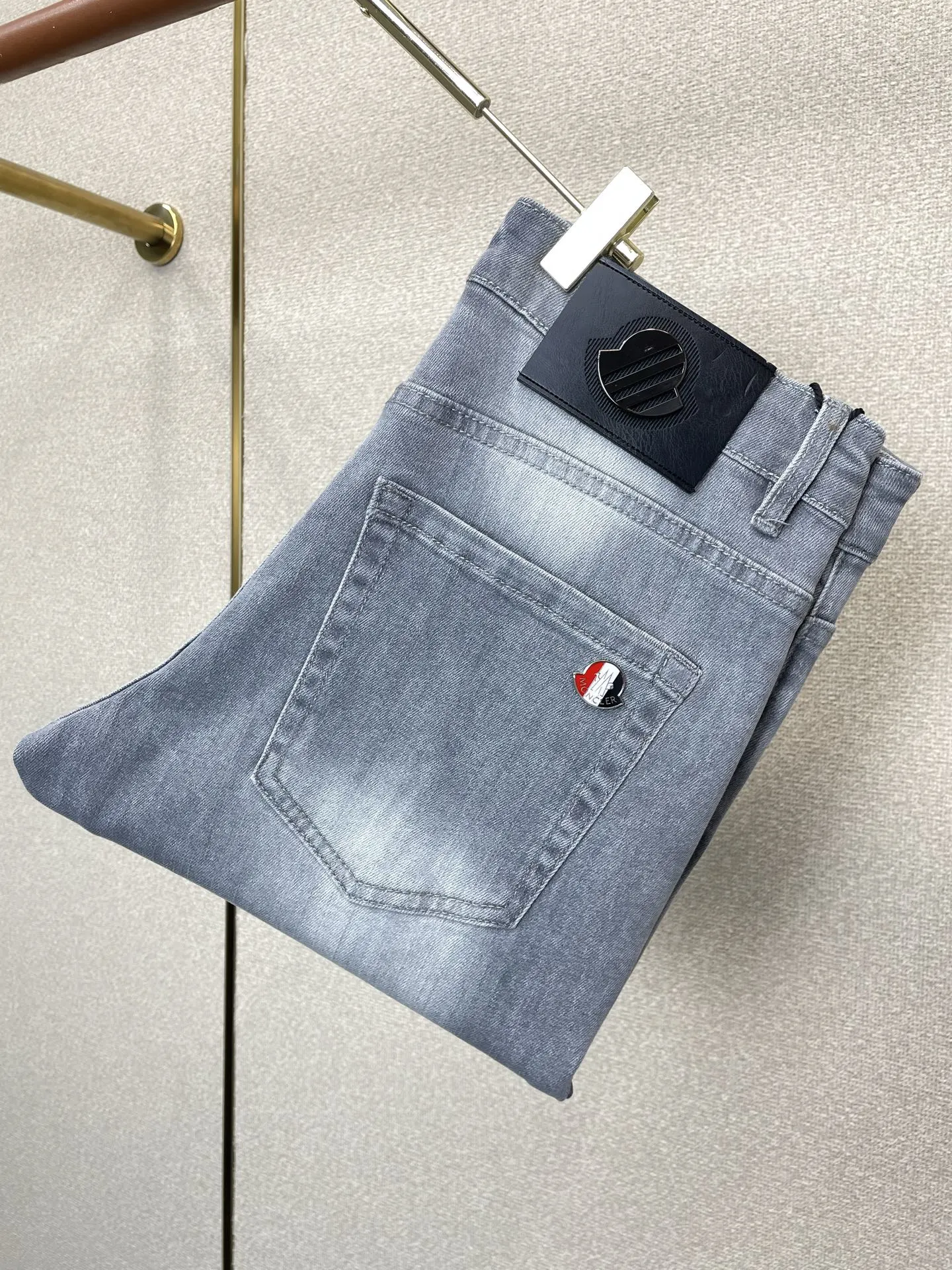 Moncler Jeans — f0c2aca7