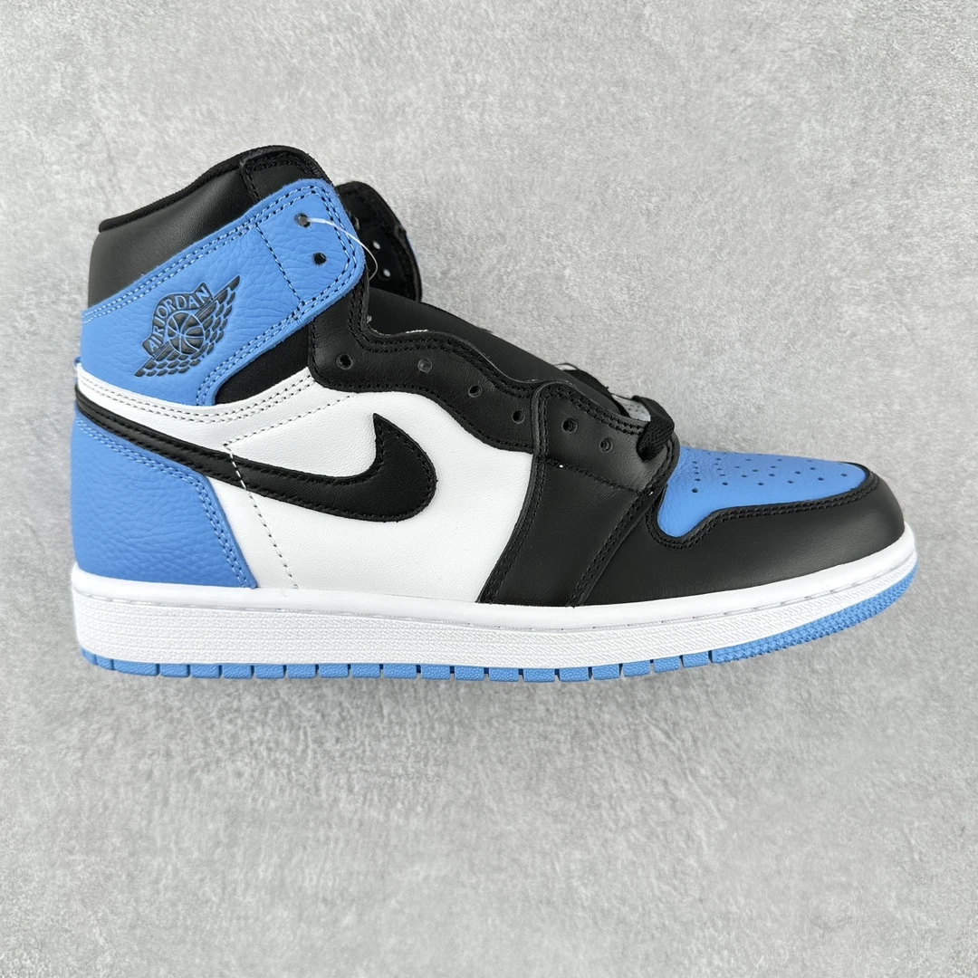 Nike Shoes — b630a2e8