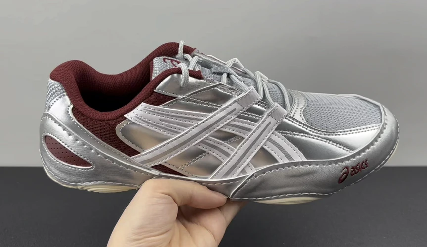 Asics Shoes — ae3ed9f1