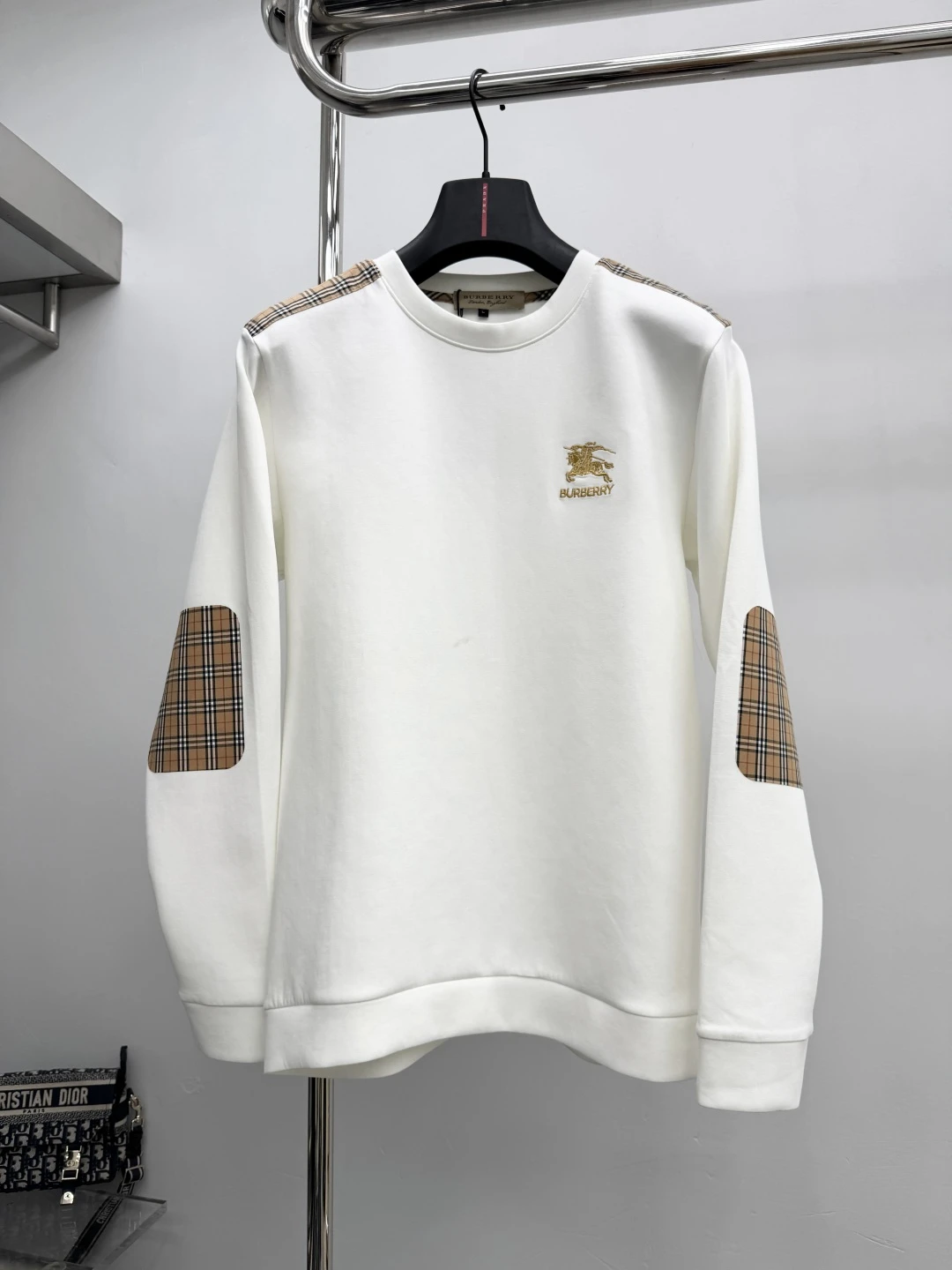 Sweatshirts — 8420d6d1