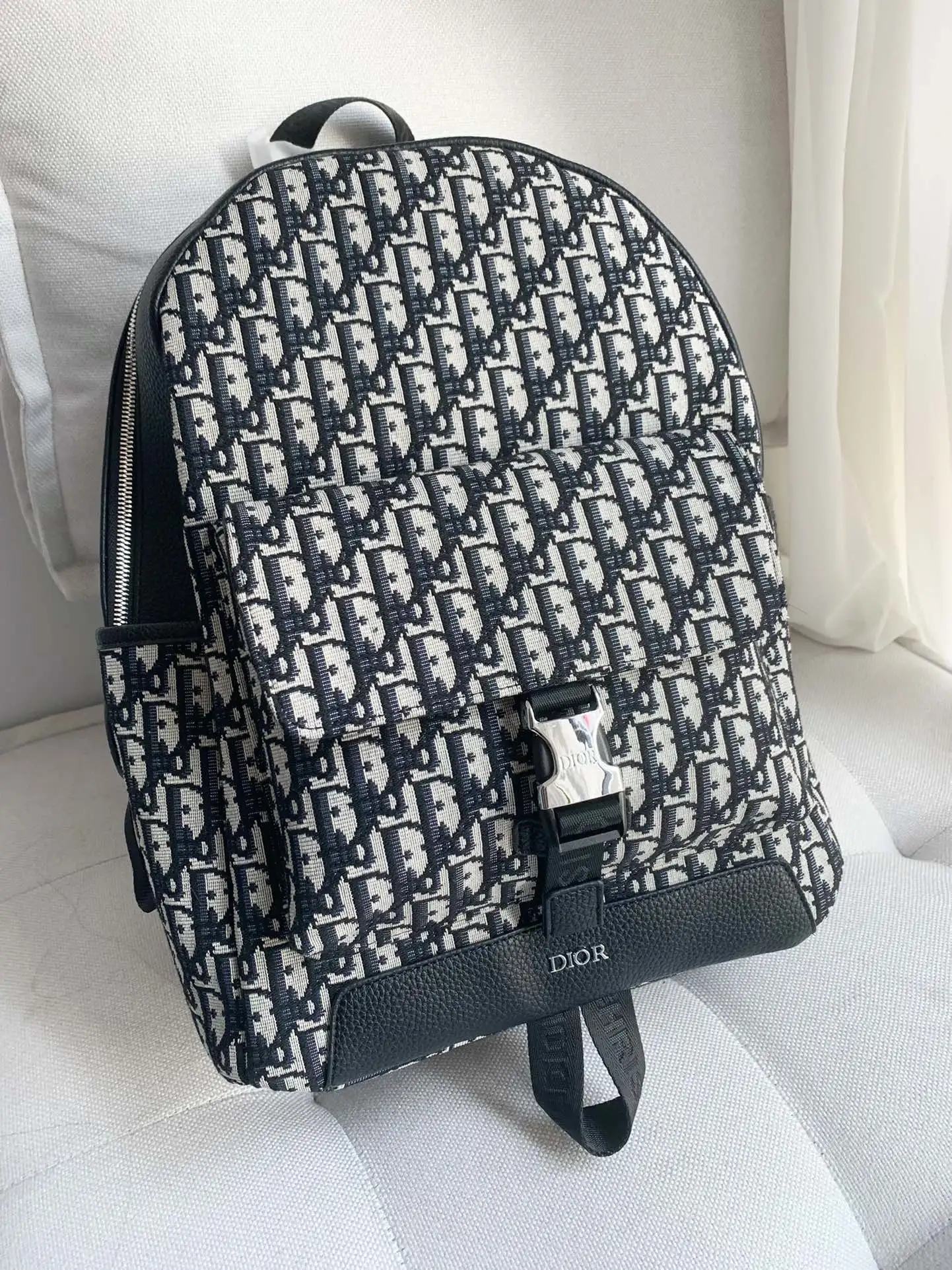 Dior Bag — 78305946