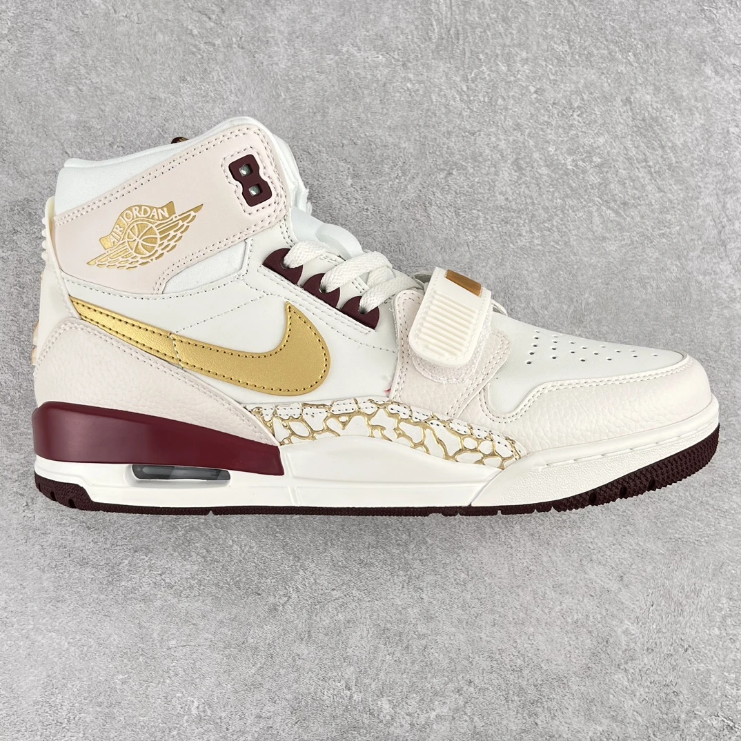 Nike Shoes — 49dfa90b