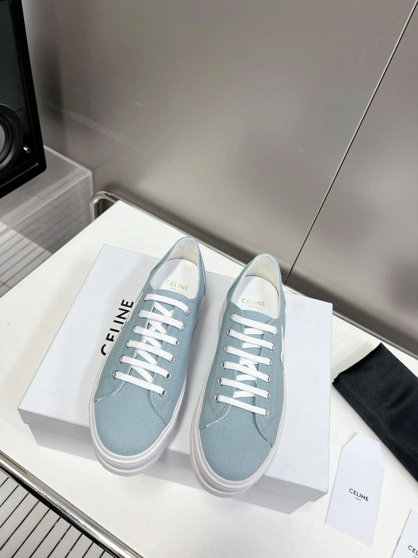 Celine Shoes — 1d05662c
