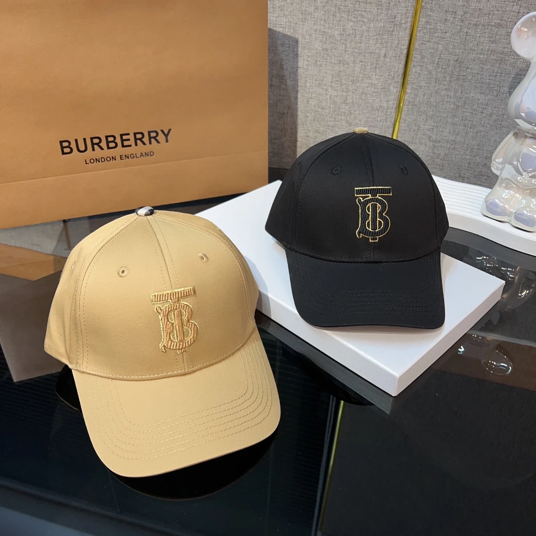 Burberry Hat — 53977e43