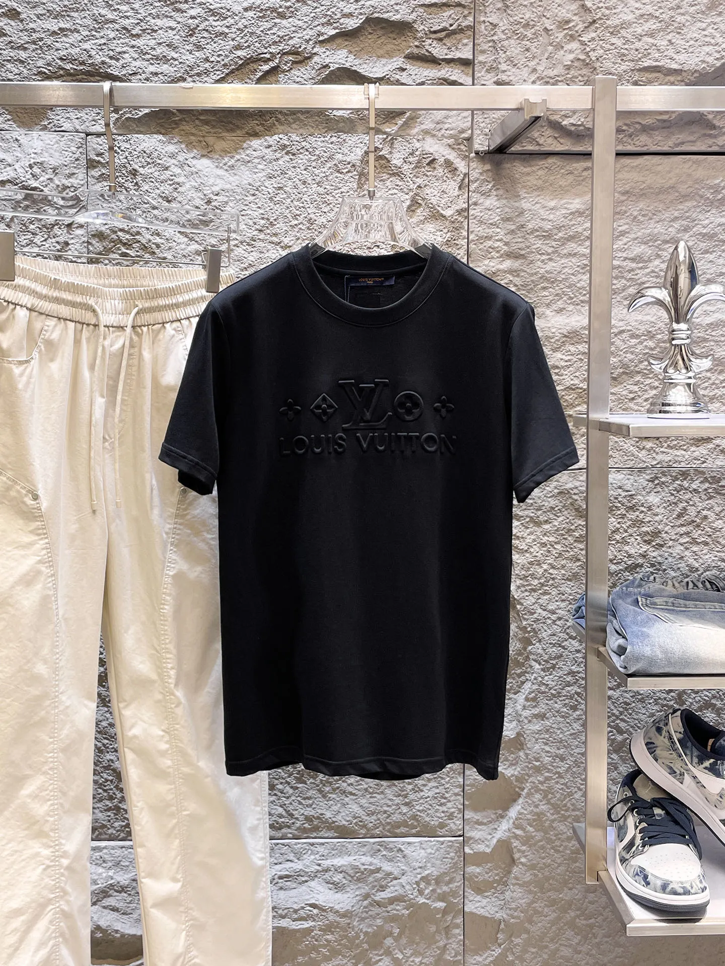 Louis Vuitton T-Shirt — e36e2af4