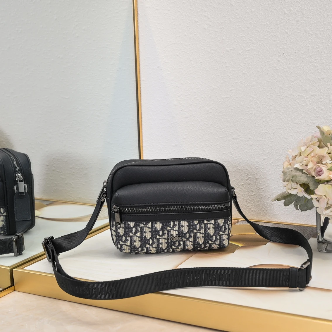 Dior Bag — 25b329fd