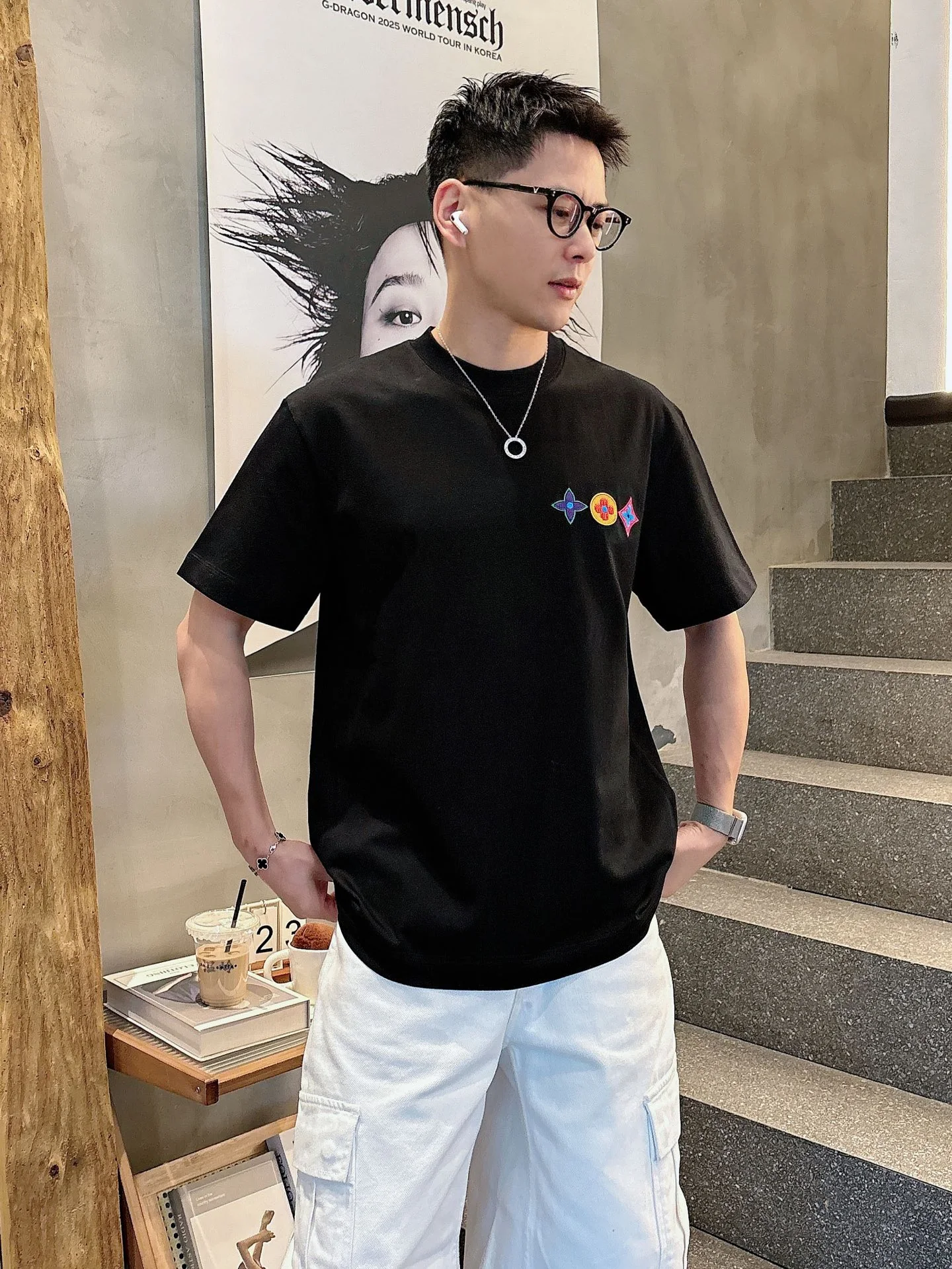 Louis Vuitton T-Shirt — 44d1dd4d