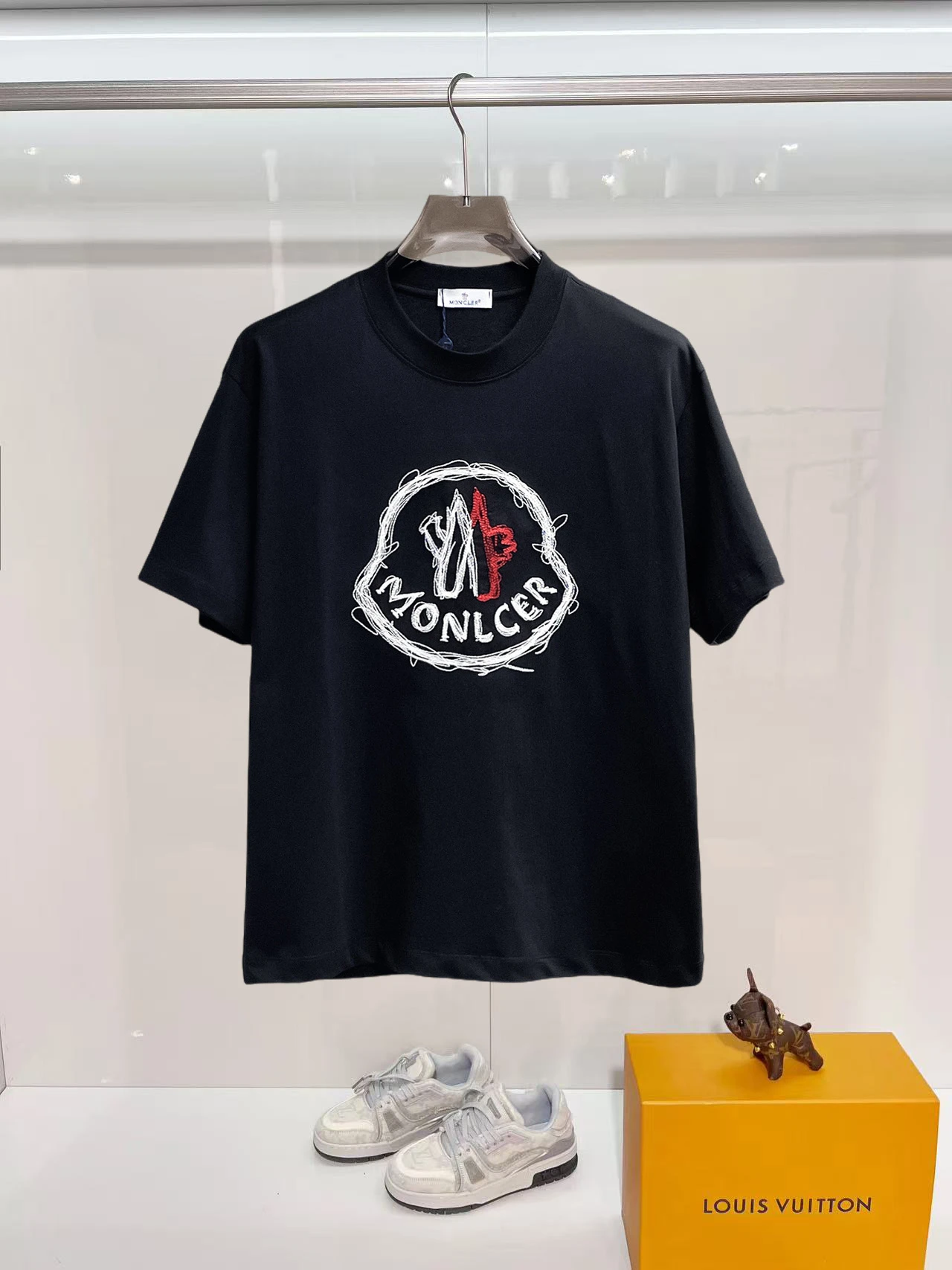 Moncler T-Shirt — 7e364ebf