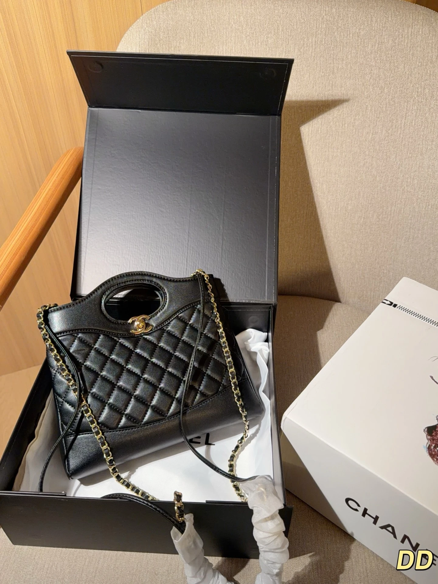 Chanel Bag — b408840e