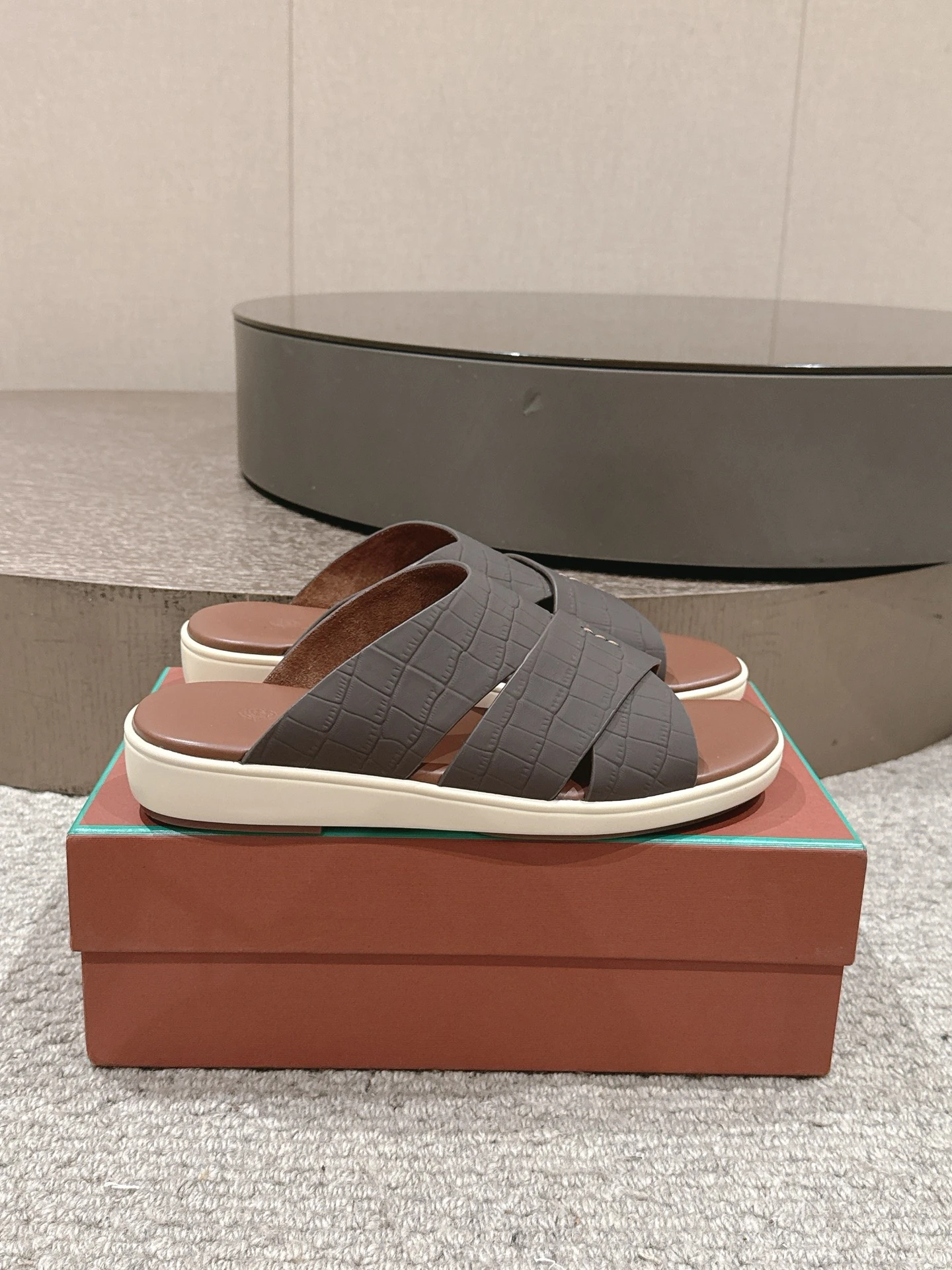 Loro Piana Slippers — 360150e8