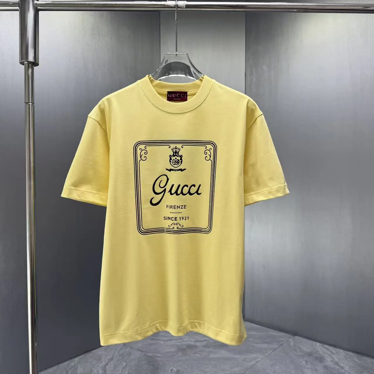 Gucci T-Shirt — 3791bf90