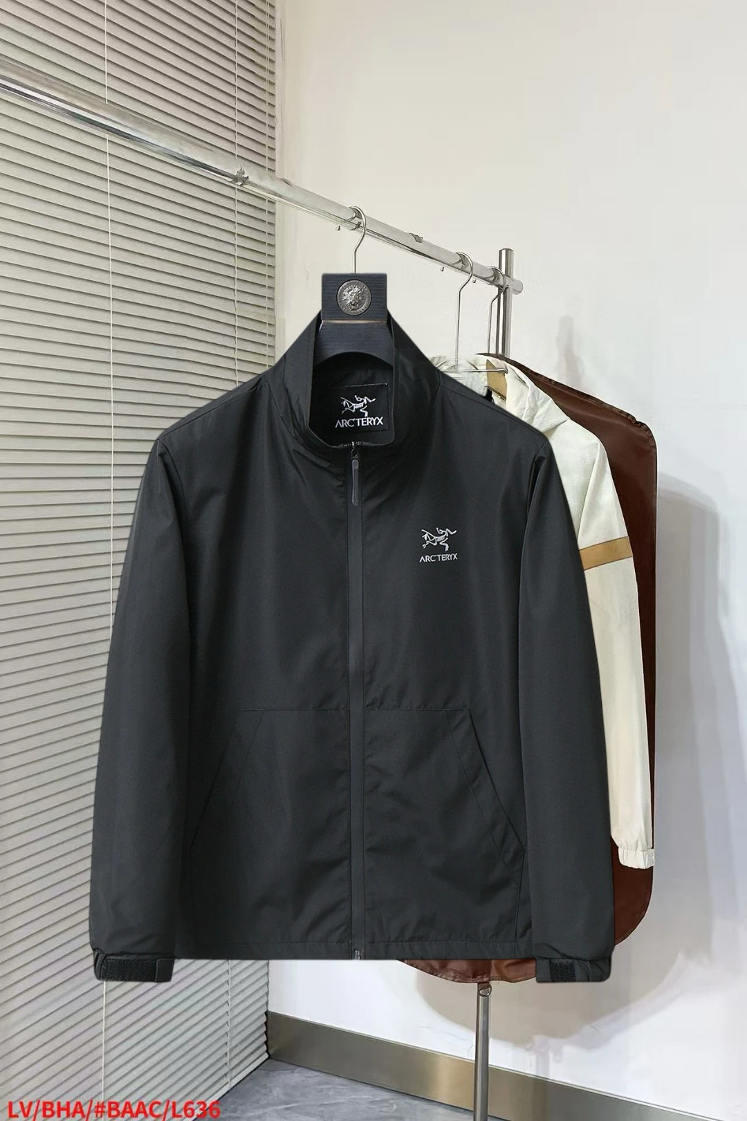 Jackets — 654024c2