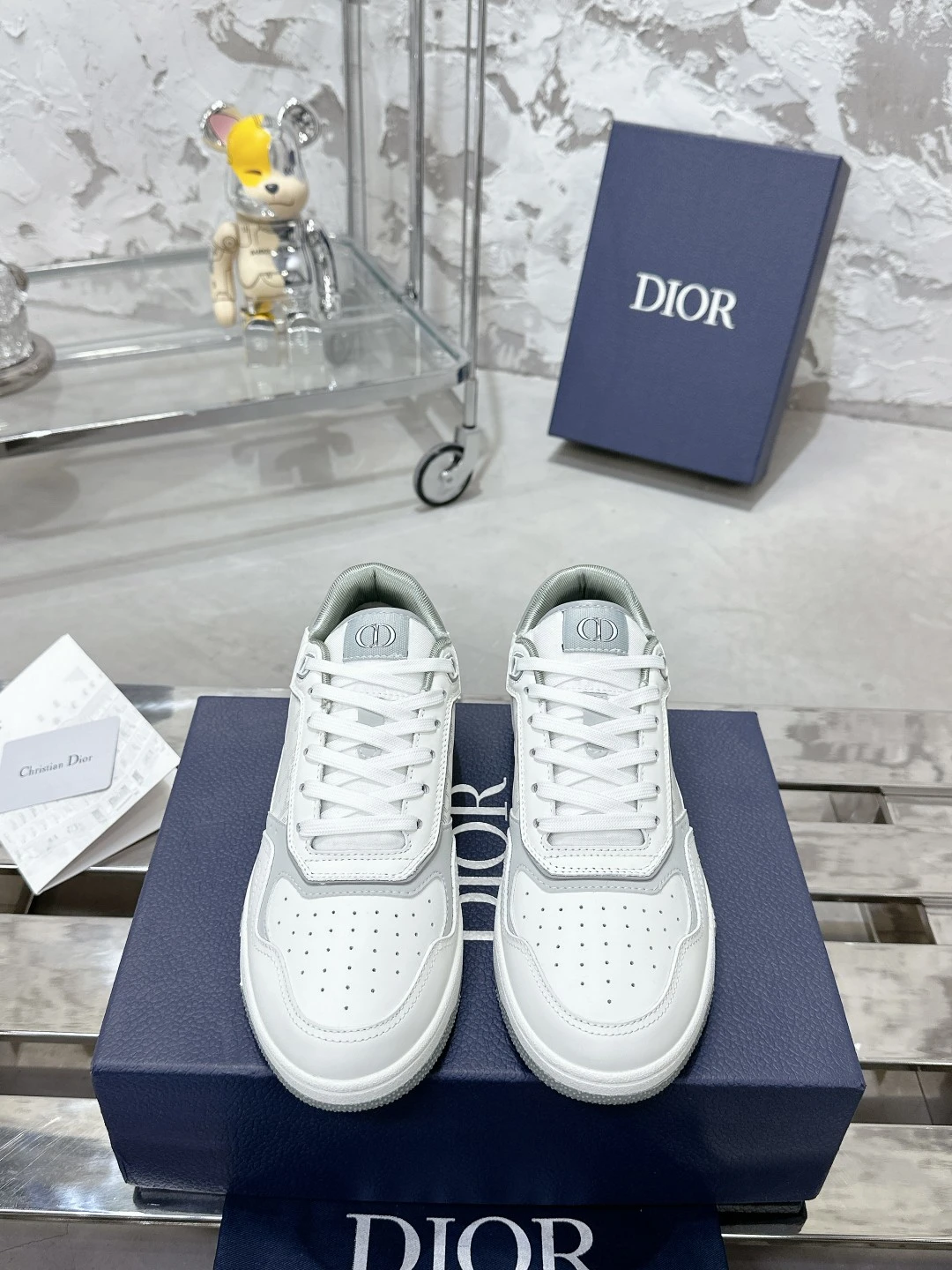 Dior Sneakers — 56e4d019