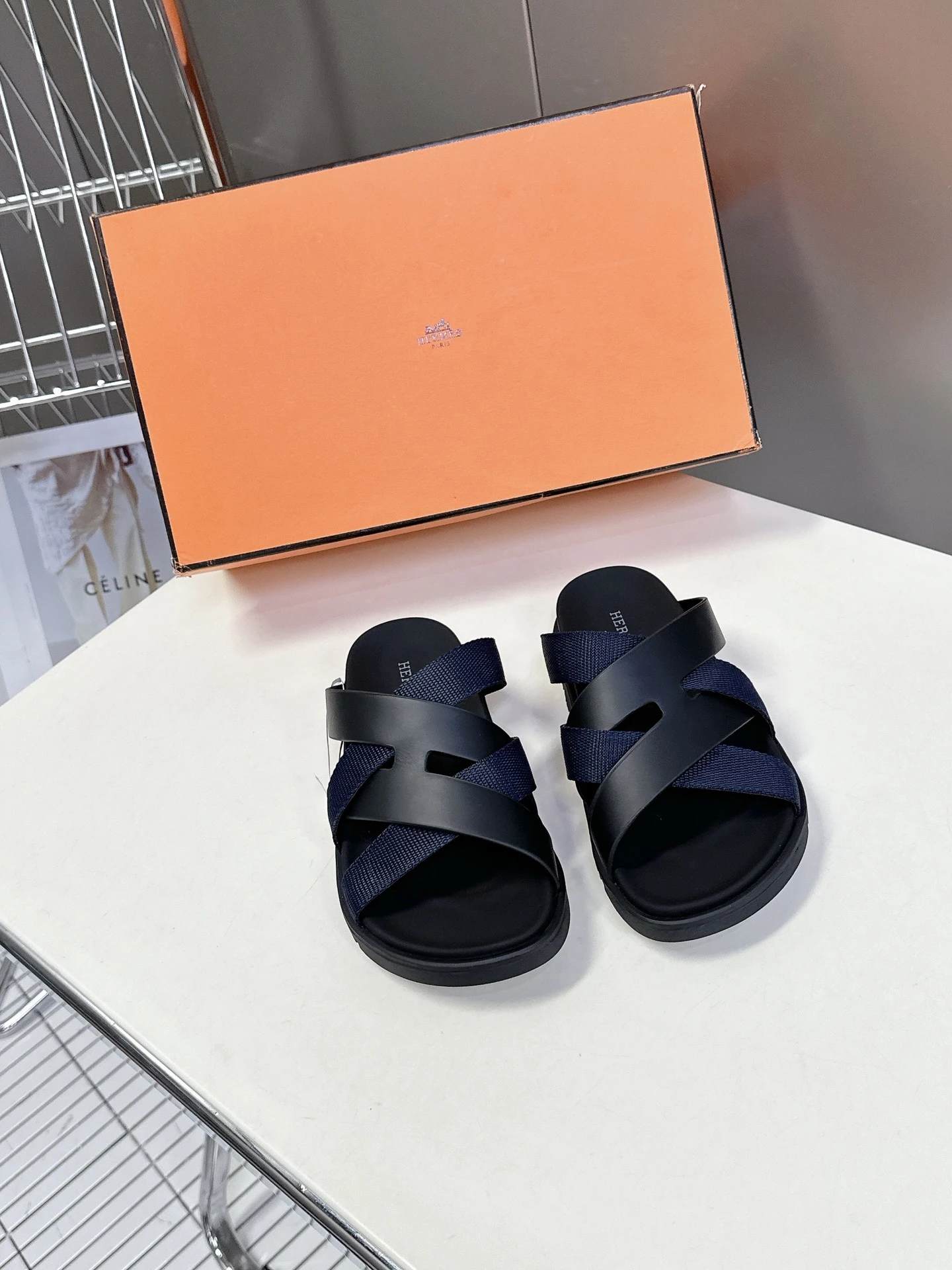 Hermès Slippers — 37b23122