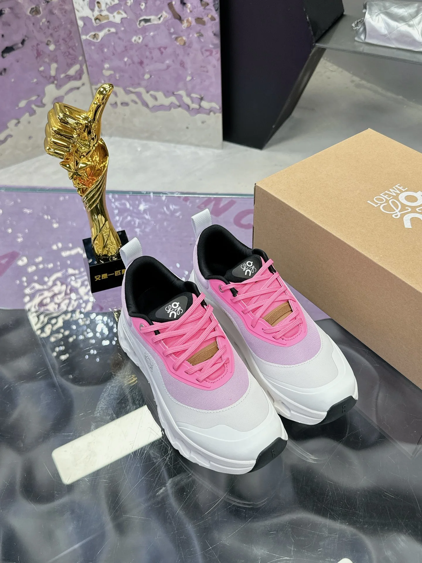 Loewe Sneakers — 71b8bfca