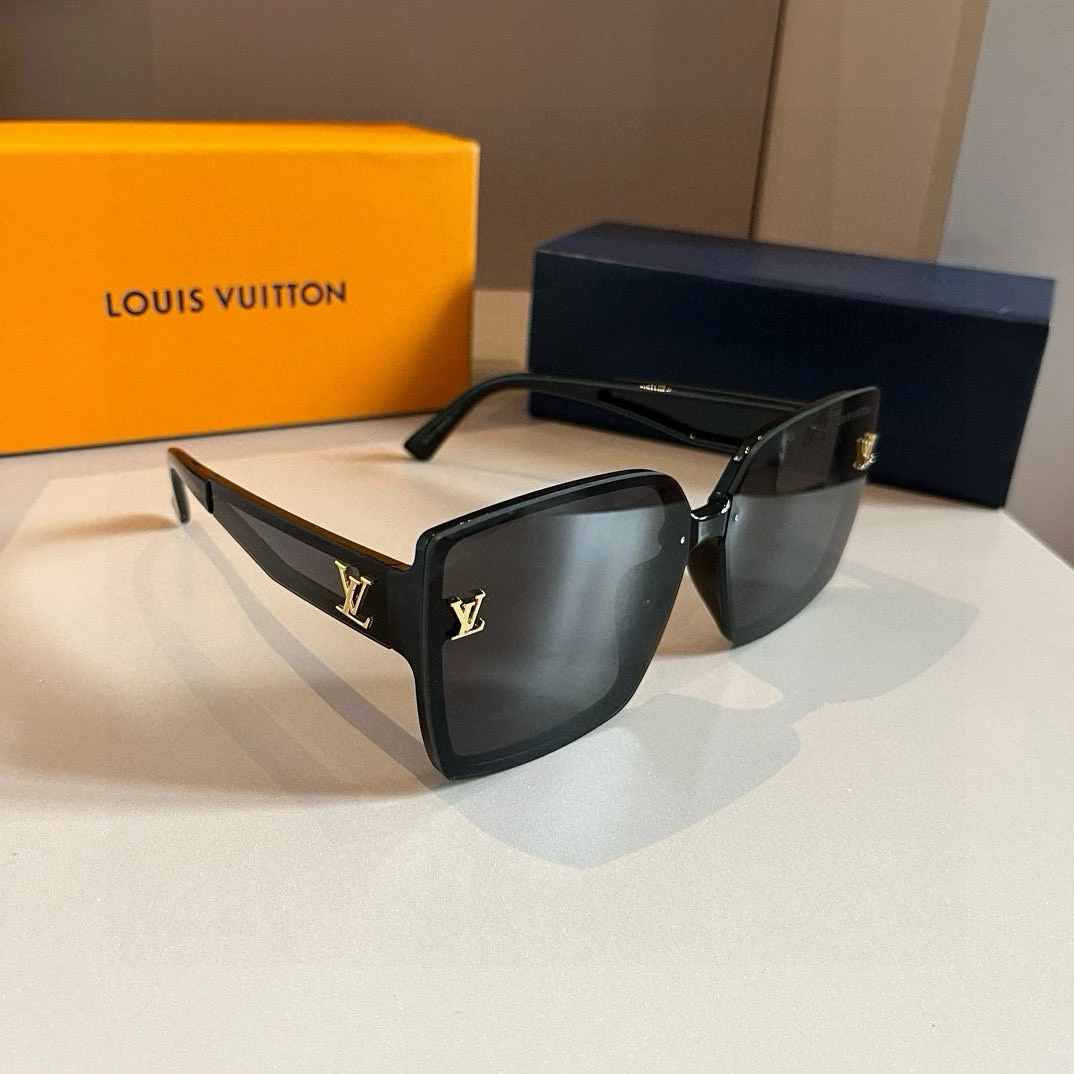 Louis Vuitton Eyewear — 7023b5b7
