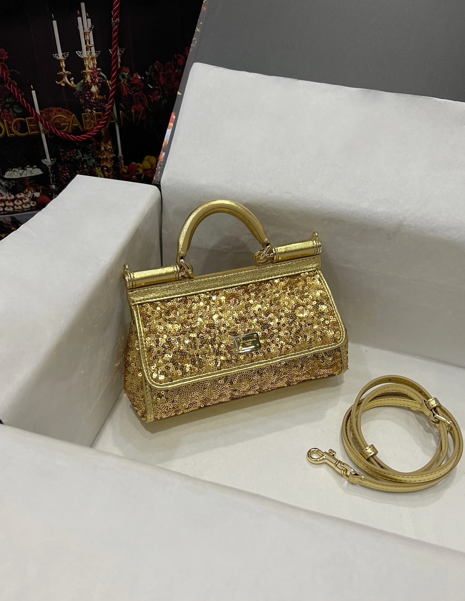 Dolce & Gabbana Bag — a0798db6