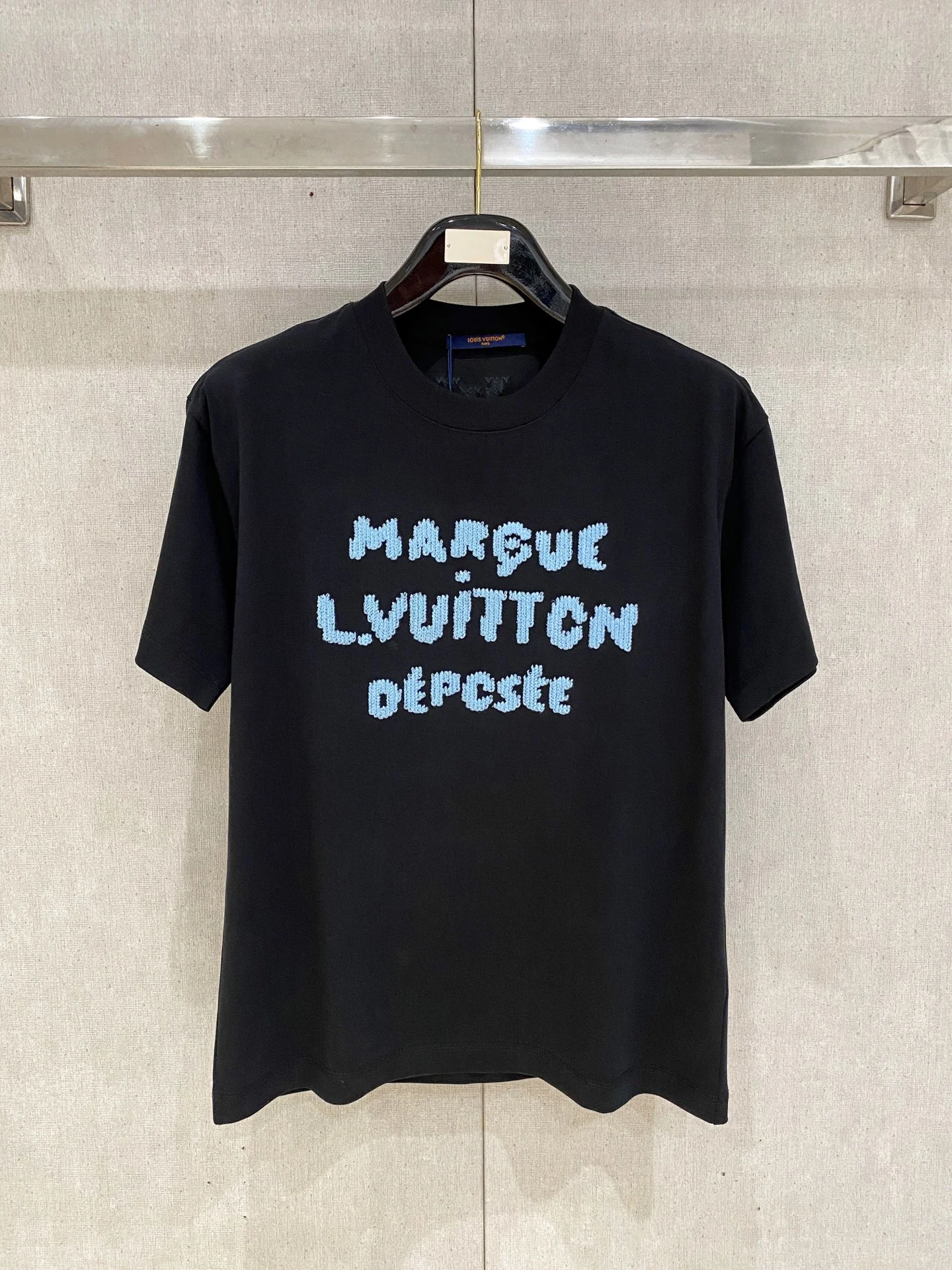 Louis Vuitton T-Shirt — 2350e144
