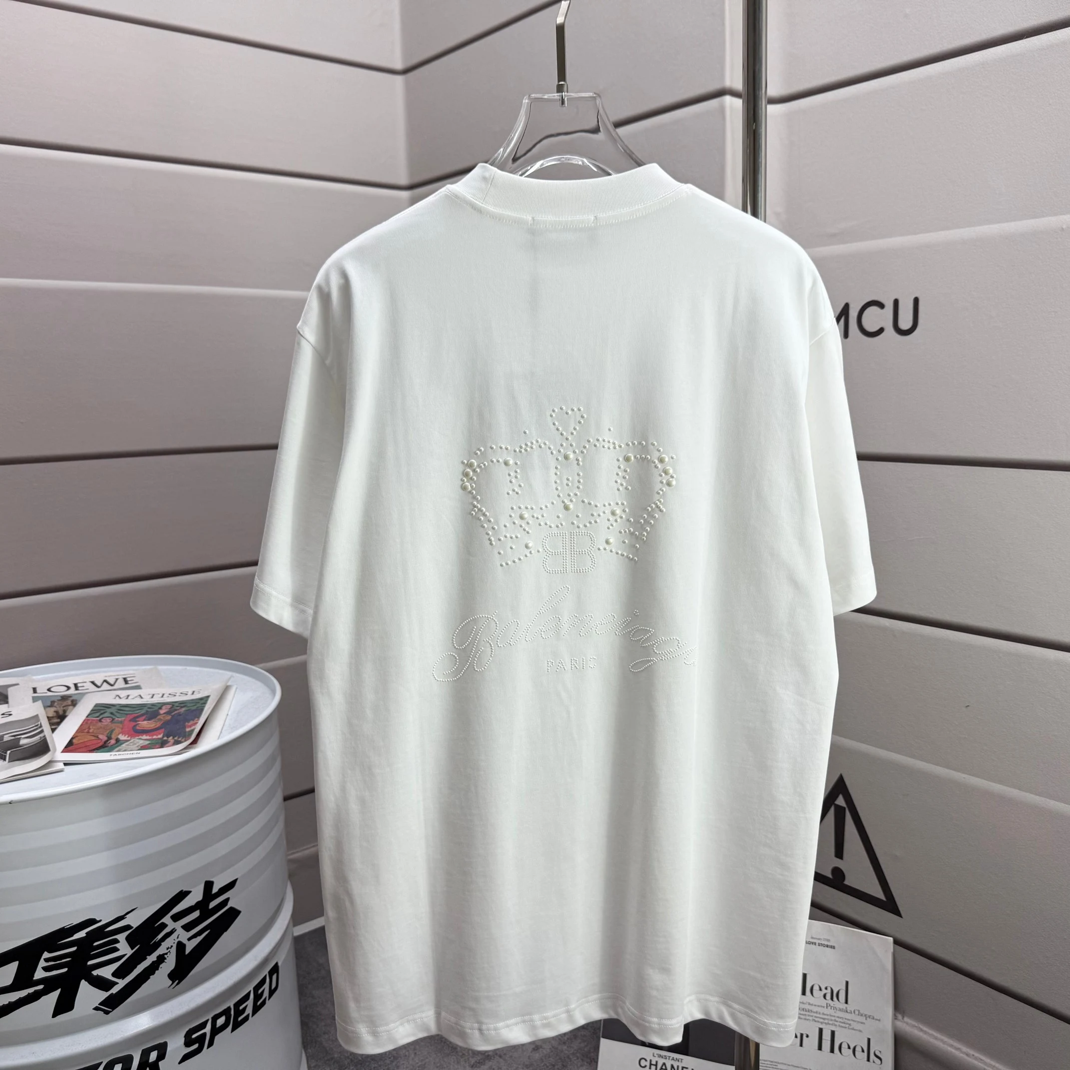 Balenciaga T-Shirt — 95b887ef