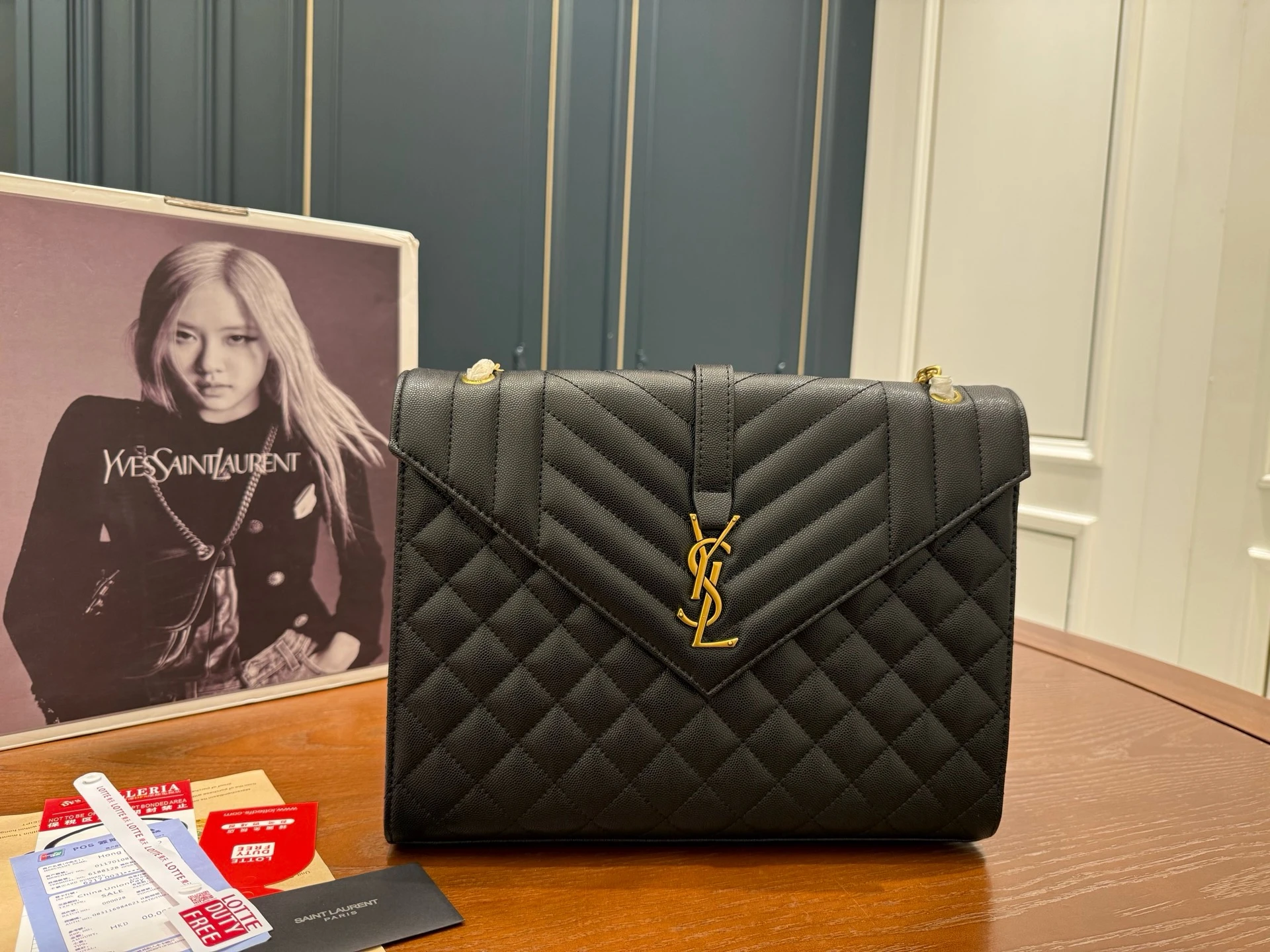 Saint Laurent Bag — b2e2321d