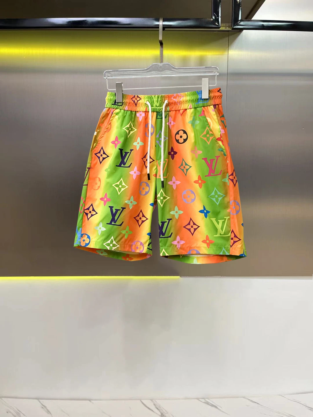 Louis Vuitton Shorts — db9ad5fe