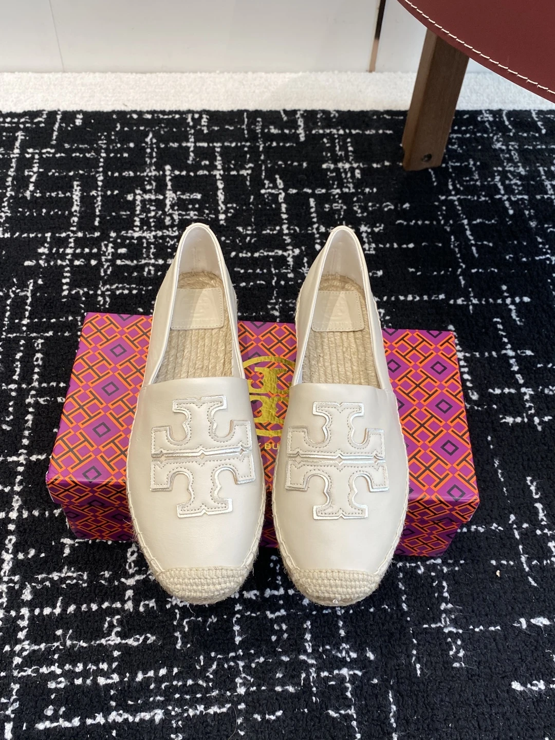 Tory Burch Shoes — 60a1f728