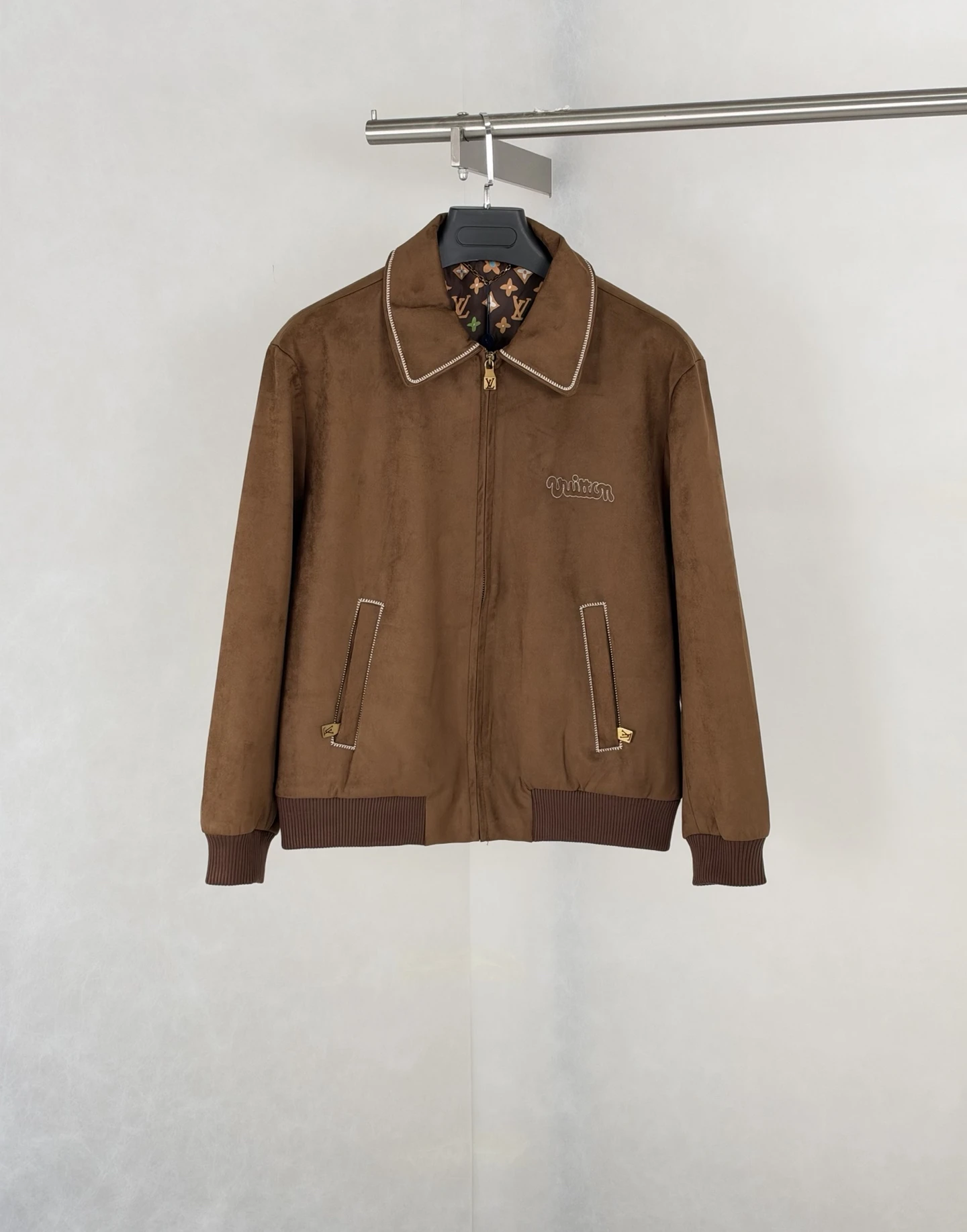 Jackets — 4675cf18
