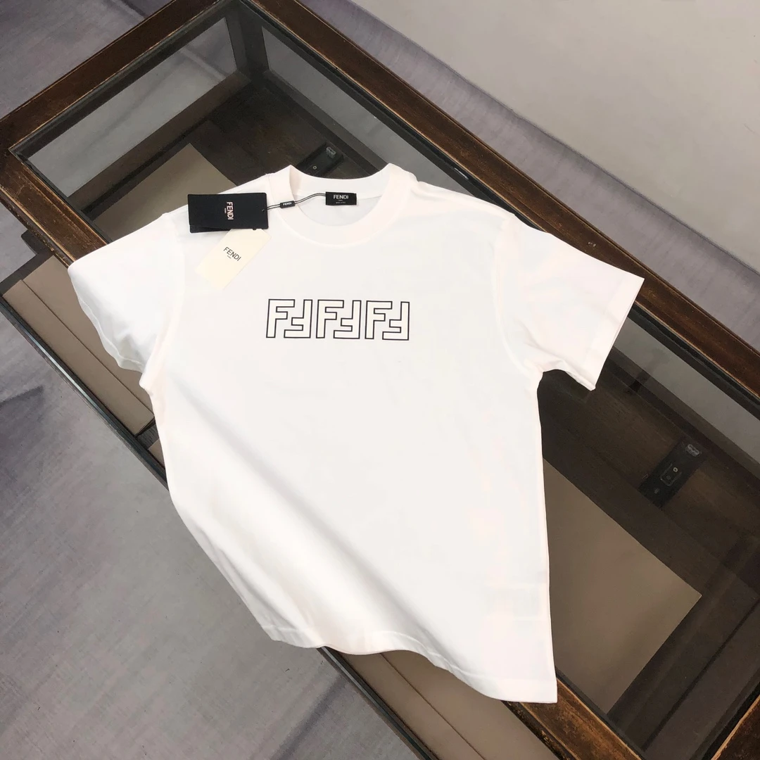 Fendi T-Shirt — bf97a306