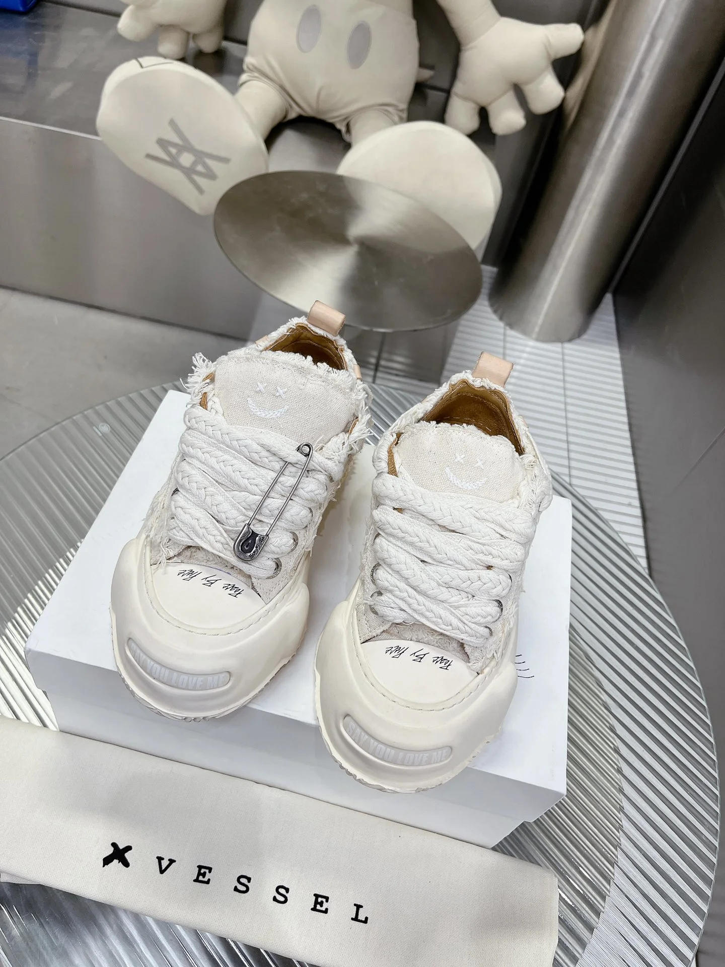 XVESSEL Sneakers — 9fc4a073