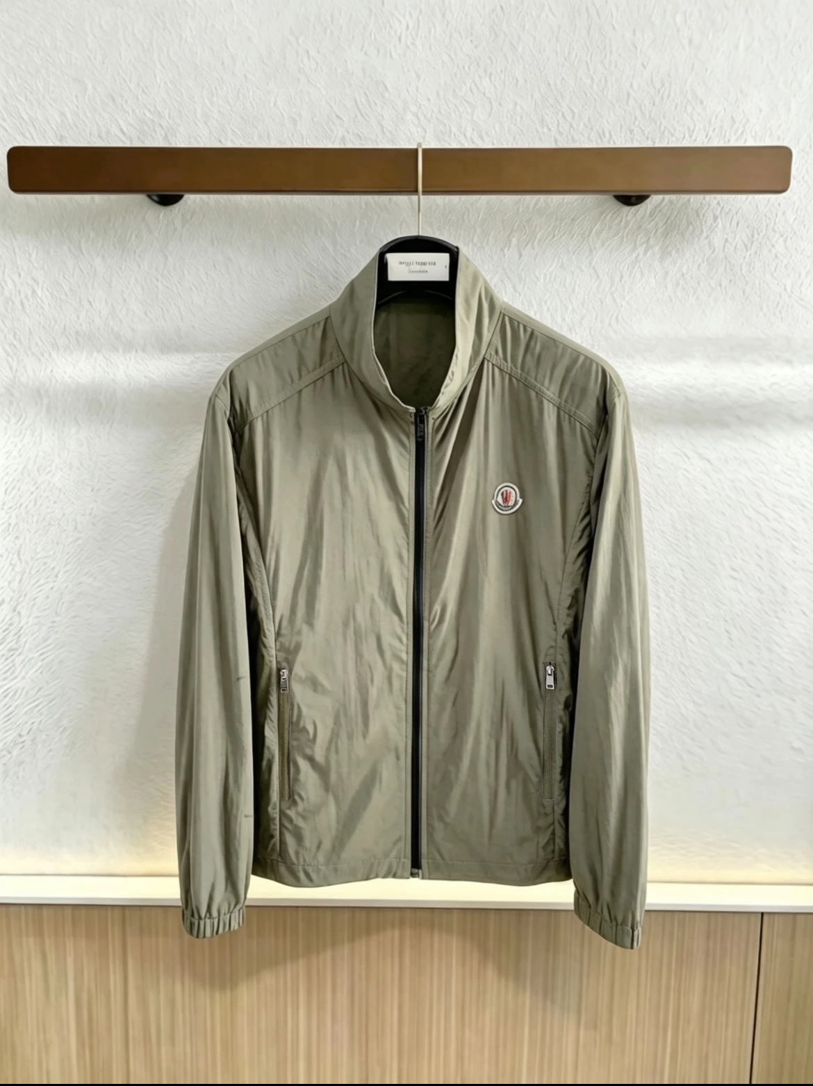 Moncler Jackets — d365dcd3